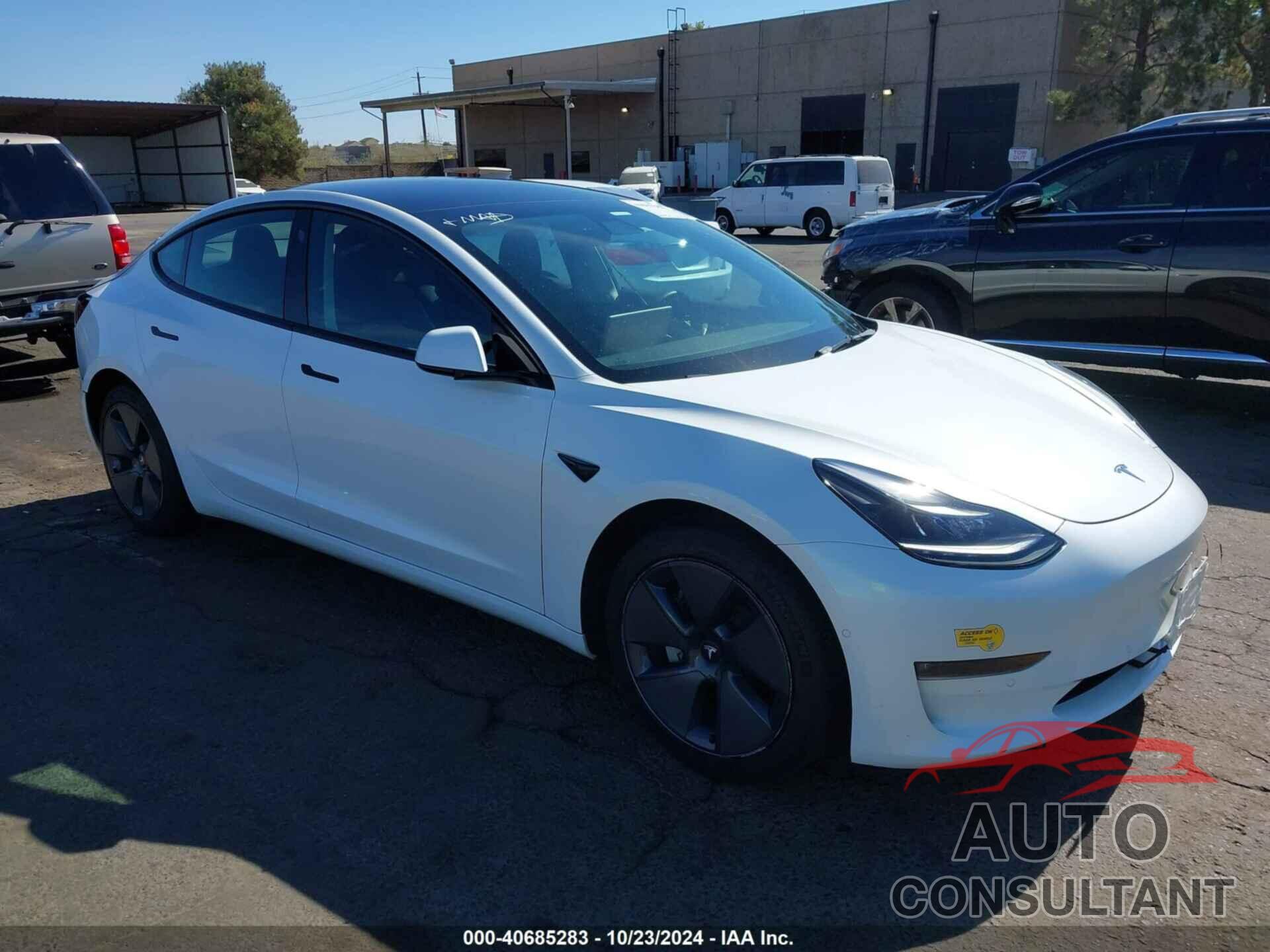 TESLA MODEL 3 2022 - 5YJ3E1EB8NF137226