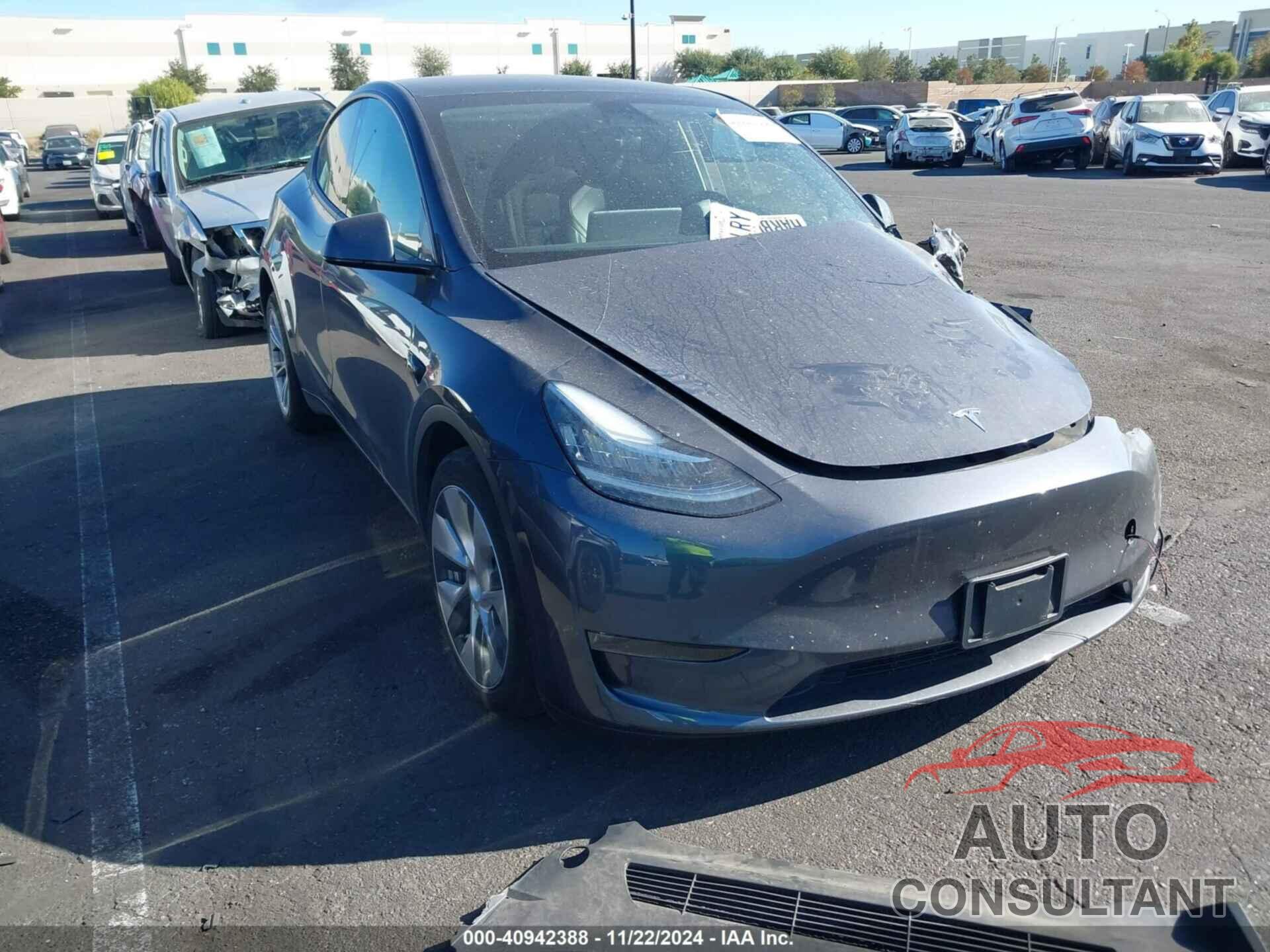 TESLA MODEL Y 2023 - 7SAYGAEE3PF605749