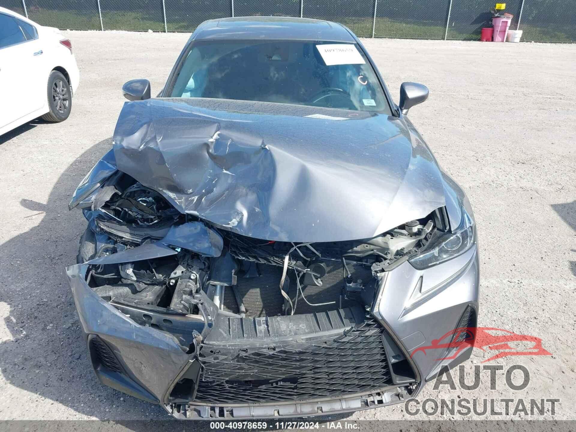 LEXUS IS 300 2019 - JTHBA1D20K5091928