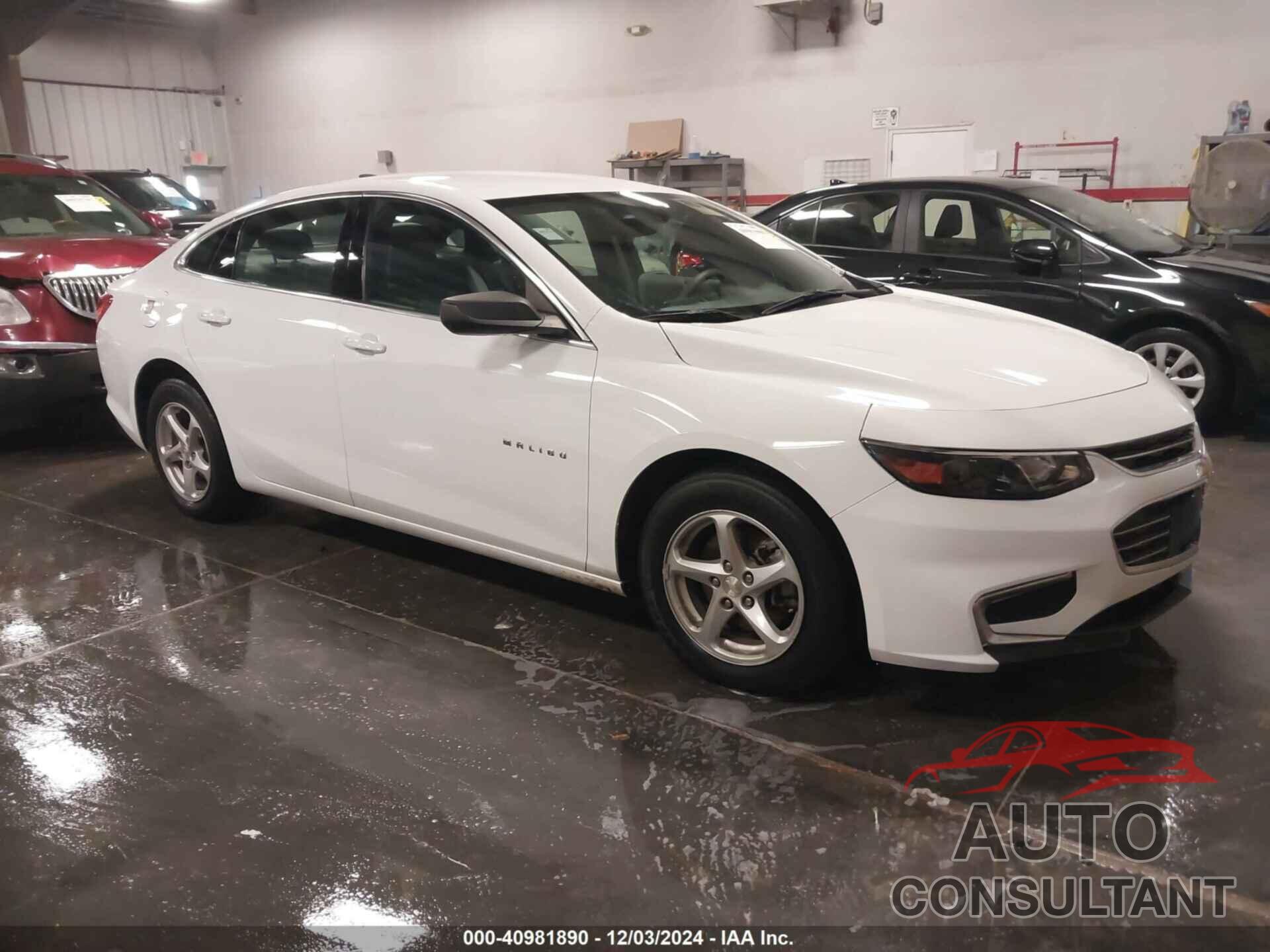 CHEVROLET MALIBU 2017 - 1G1ZB5ST4HF129947