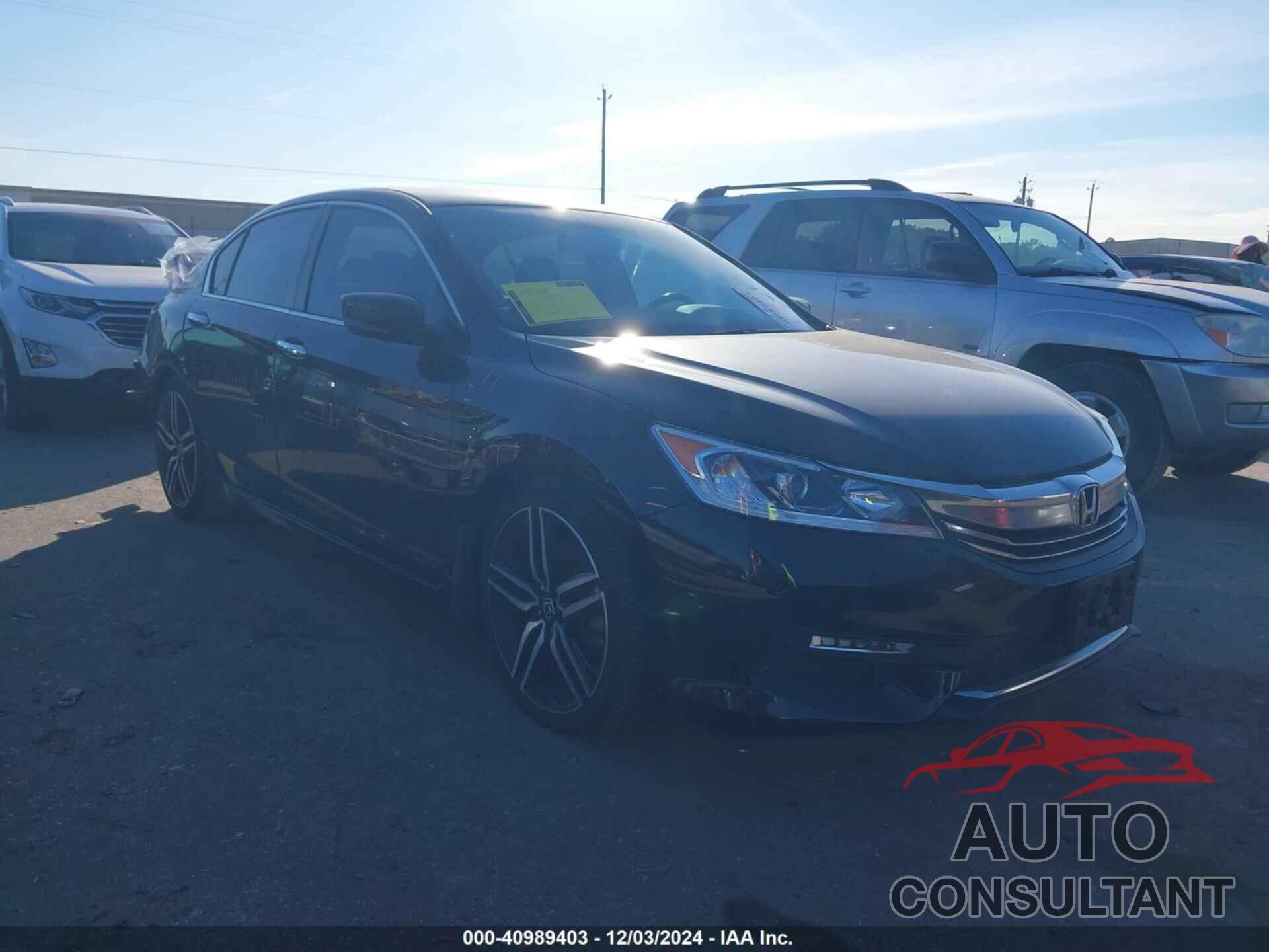 HONDA ACCORD 2017 - 1HGCR2F56HA300957