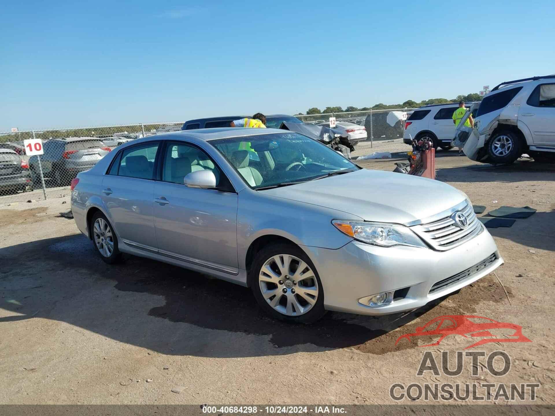 TOYOTA AVALON 2011 - 4T1BK3DB0BU429811