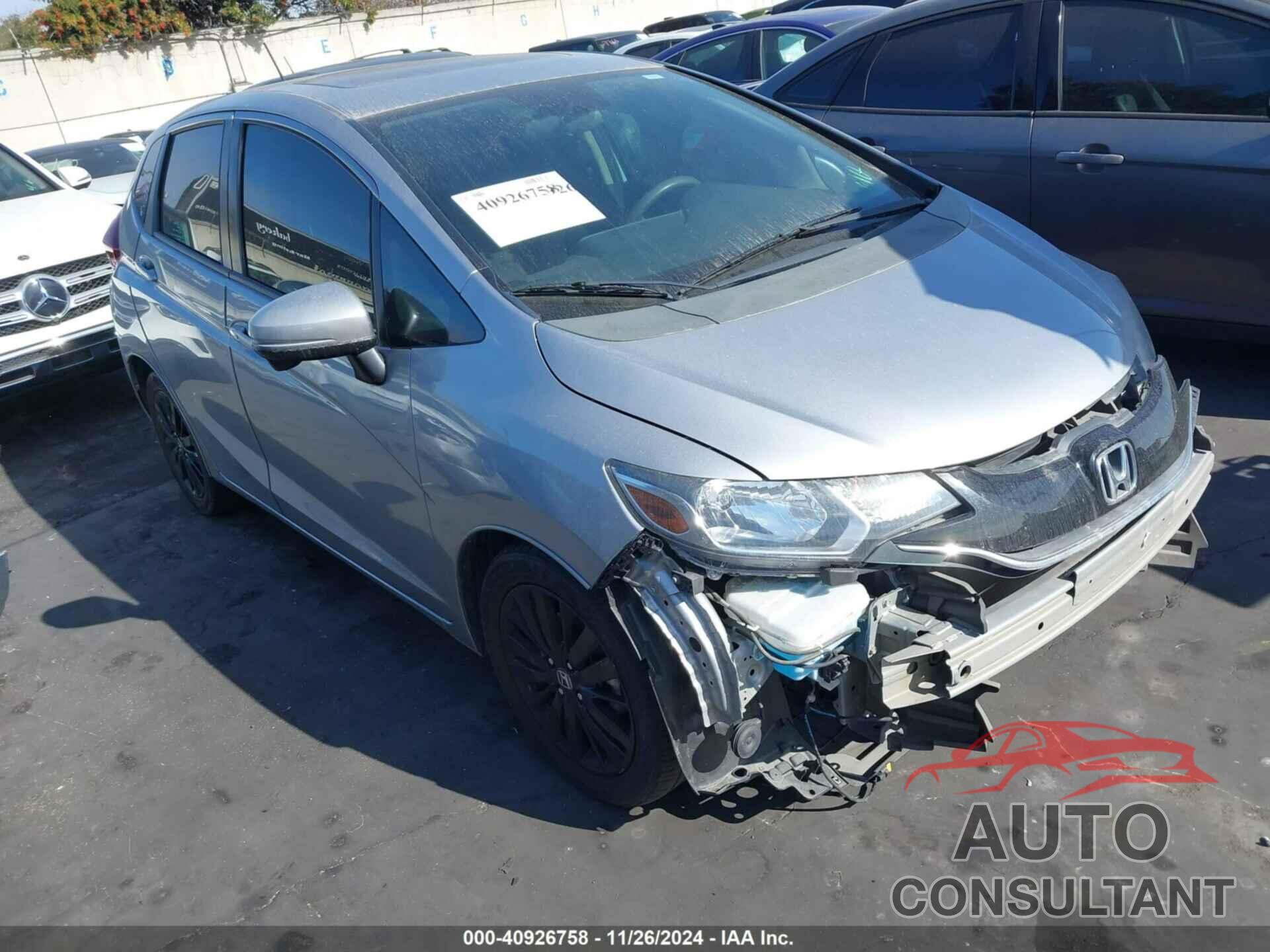 HONDA FIT 2017 - 3HGGK5G76HM701838