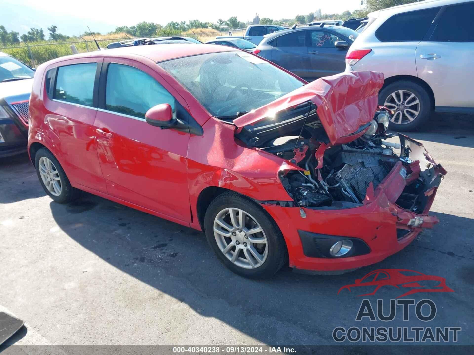 CHEVROLET SONIC 2013 - 1G1JC6SH8D4236744