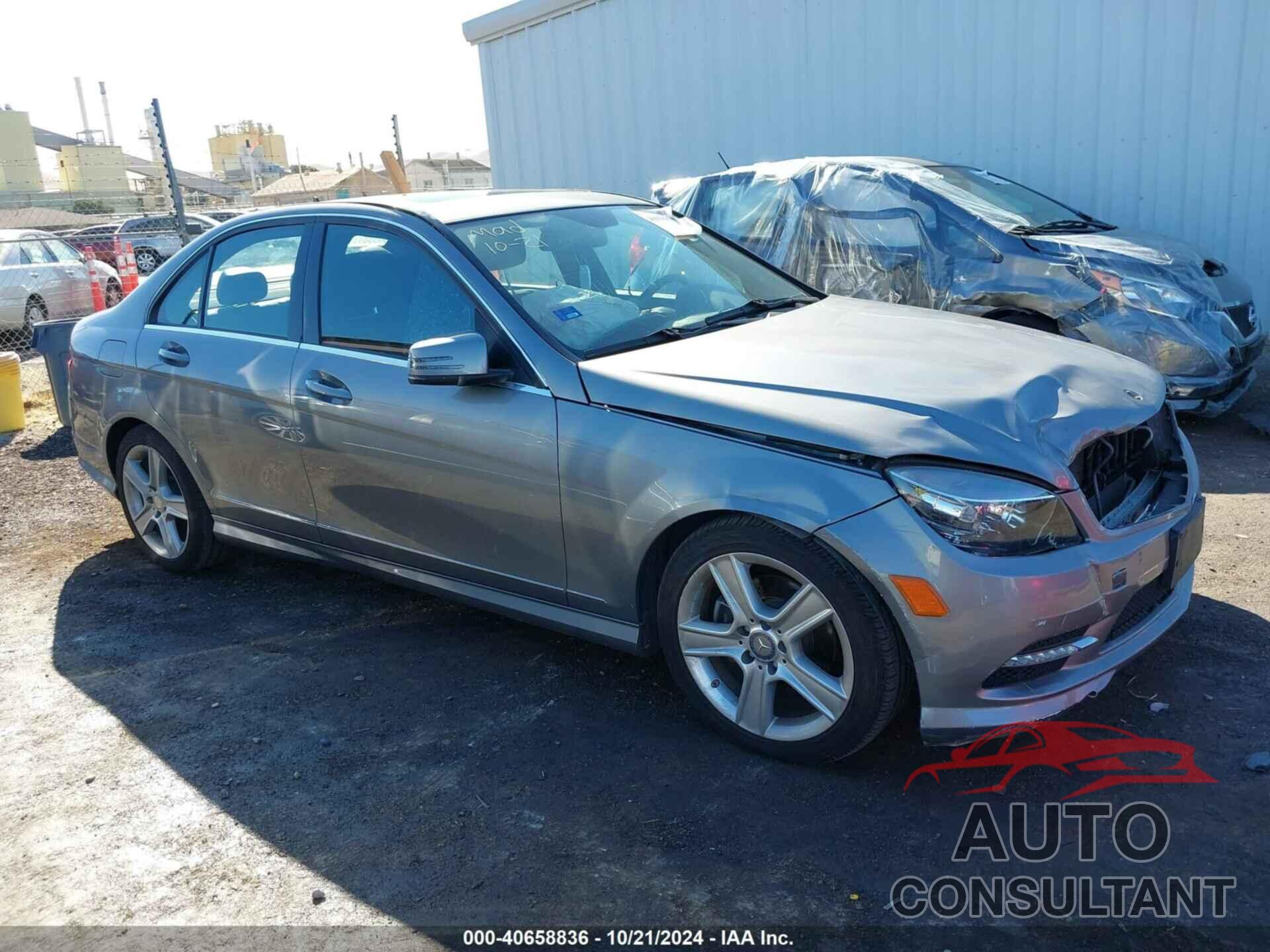 MERCEDES-BENZ C 300 2011 - WDDGF5EB9BR181009