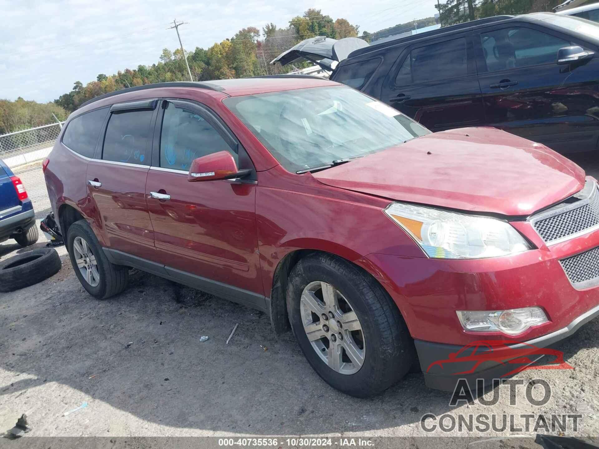 CHEVROLET TRAVERSE 2011 - 1GNKRGED8BJ100757