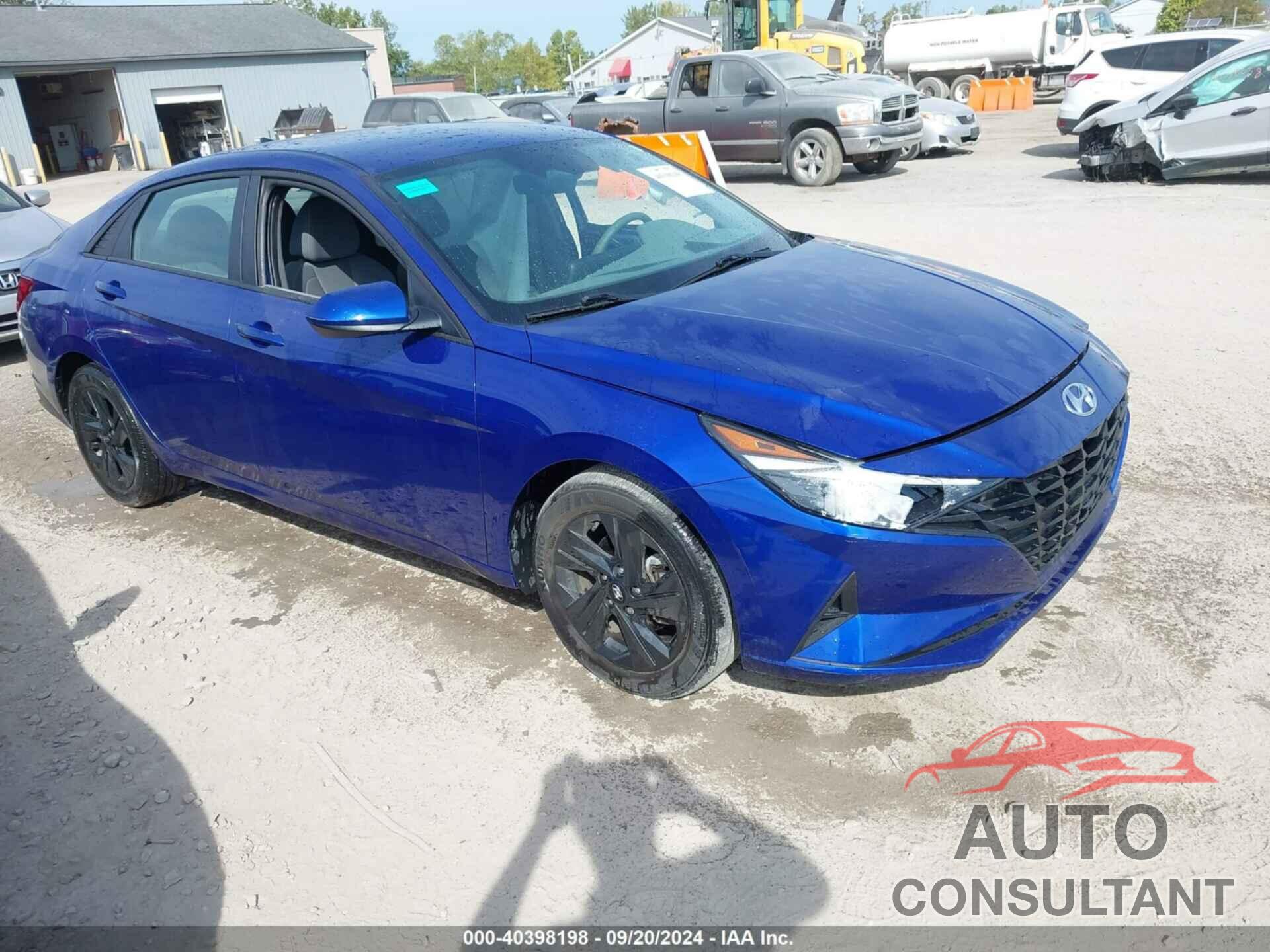 HYUNDAI ELANTRA 2021 - KMHLM4AG3MU128151