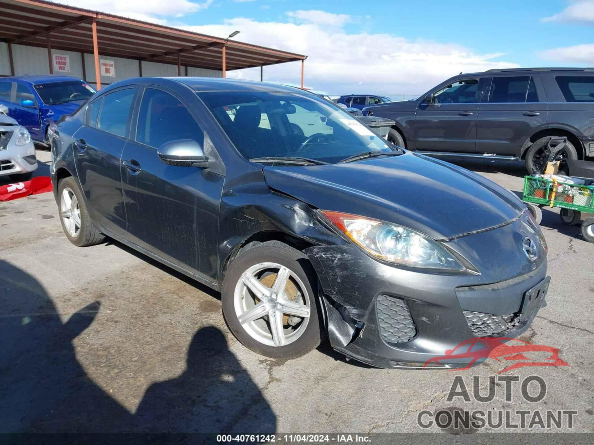 MAZDA MAZDA3 2012 - JM1BL1L56C1505066