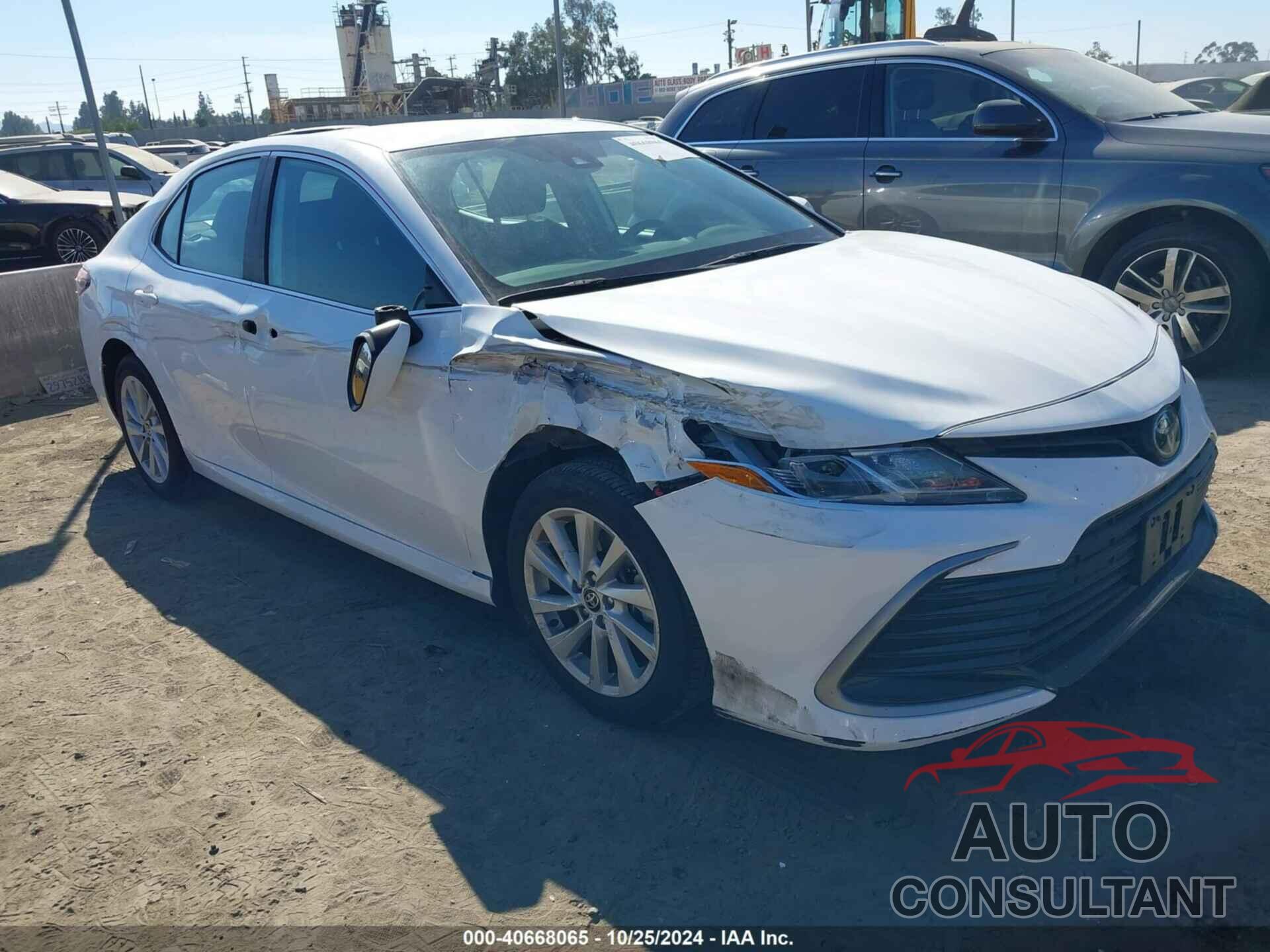 TOYOTA CAMRY 2022 - 4T1C11AK8NU682993