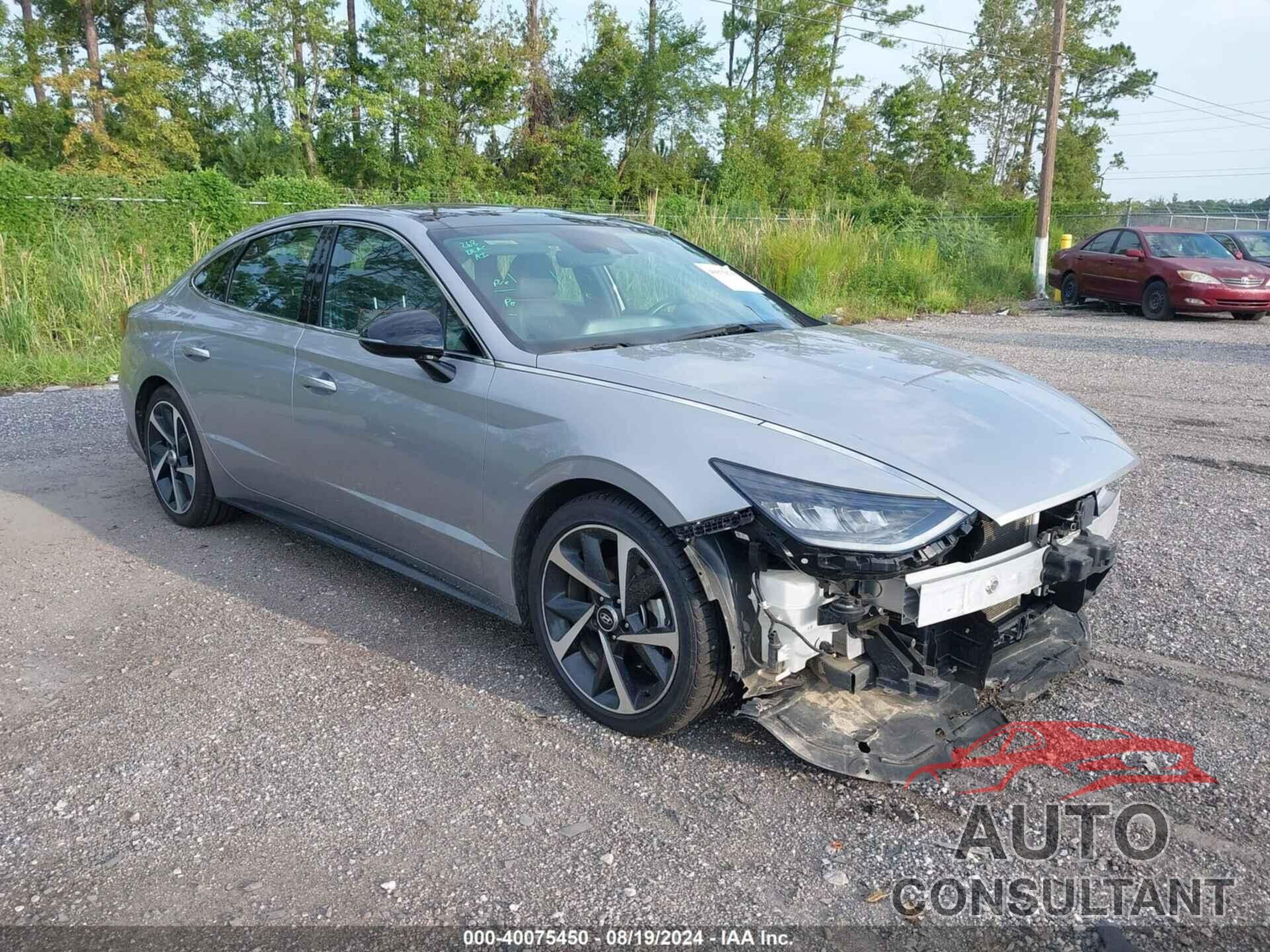 HYUNDAI SONATA 2023 - KMHL44J20PA272654