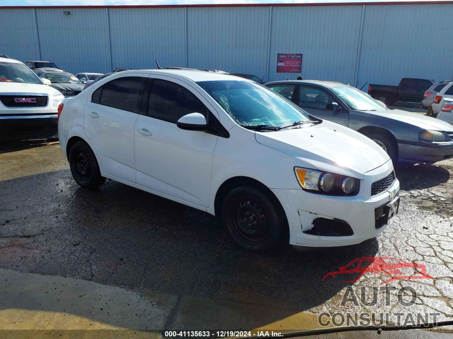 CHEVROLET SONIC 2013 - 1G1JA5SH9D4250135