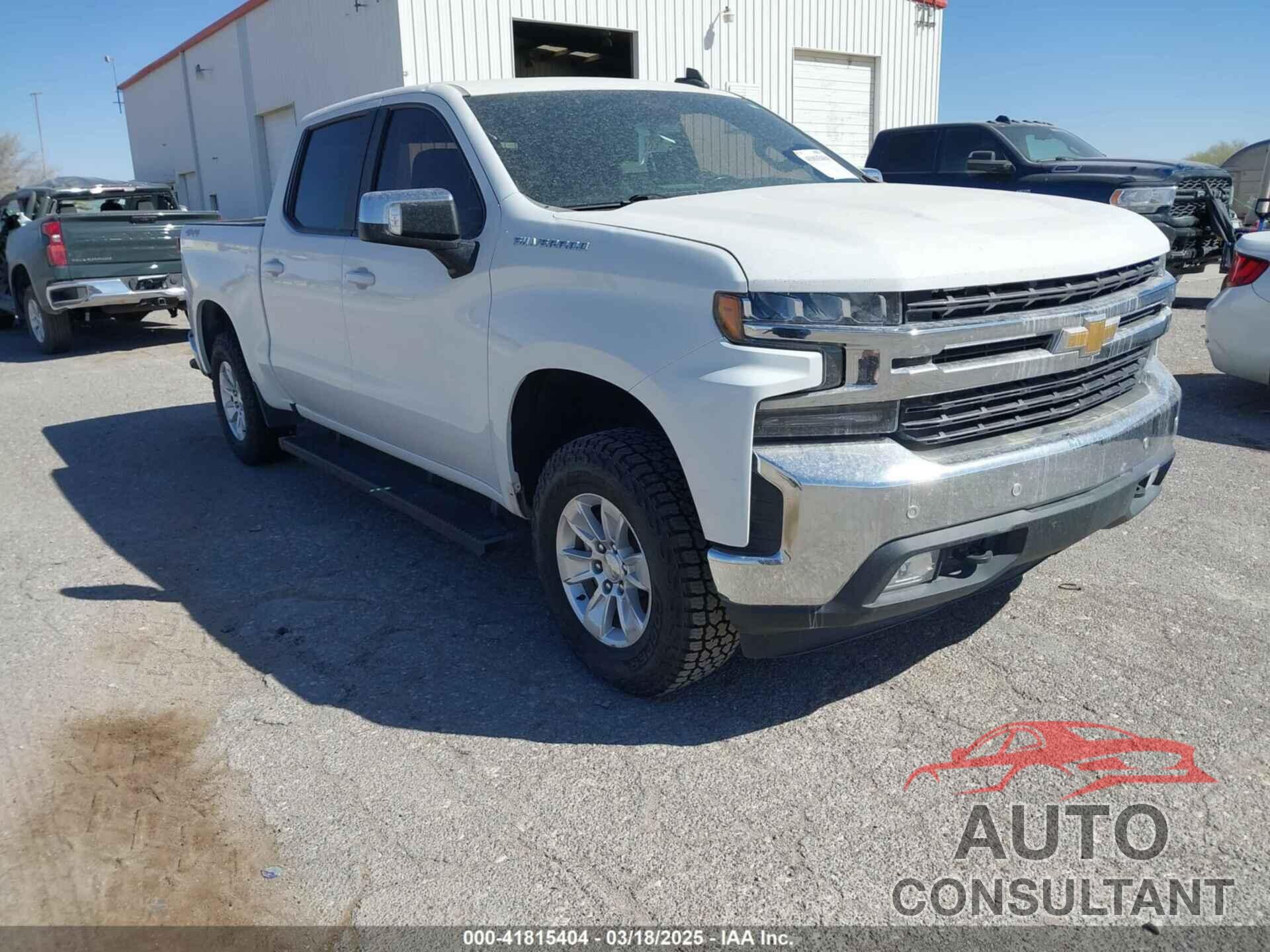 CHEVROLET SILVERADO 1500 2020 - 1GCUYDED7LZ137028