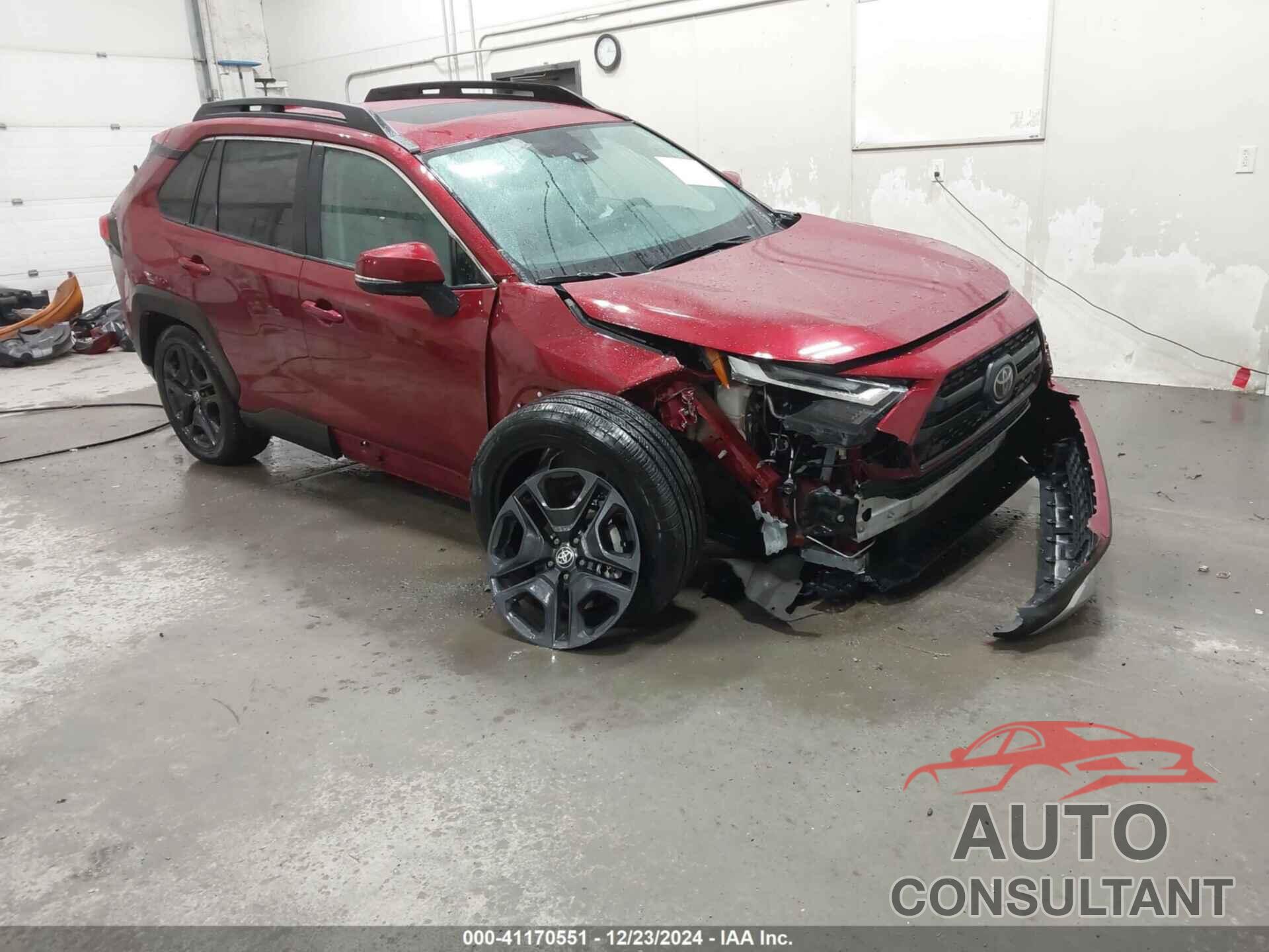 TOYOTA RAV4 2023 - 2T3J1RFV9PW359250