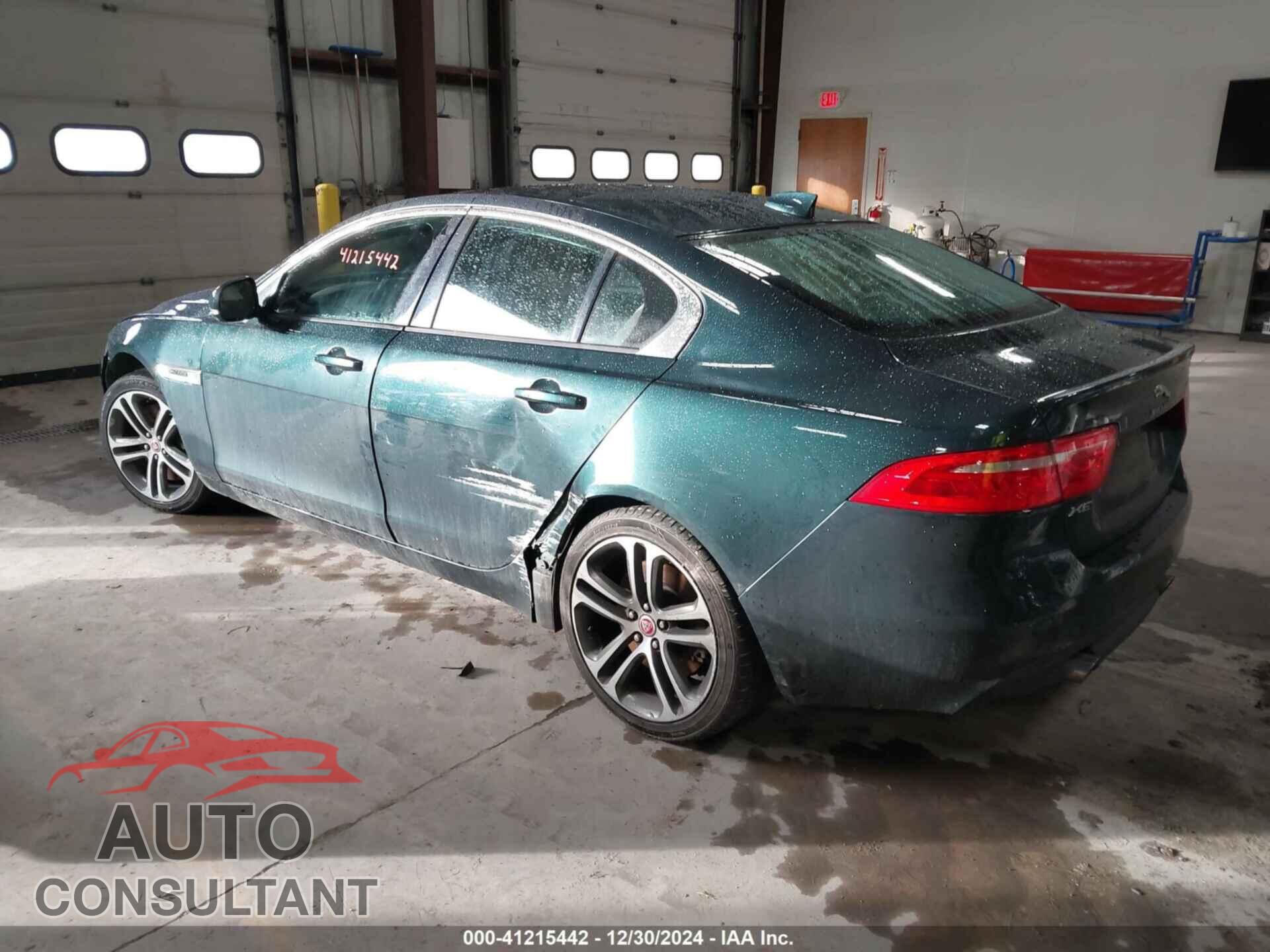 JAGUAR XE 2017 - SAJAJ4BV8HA965939
