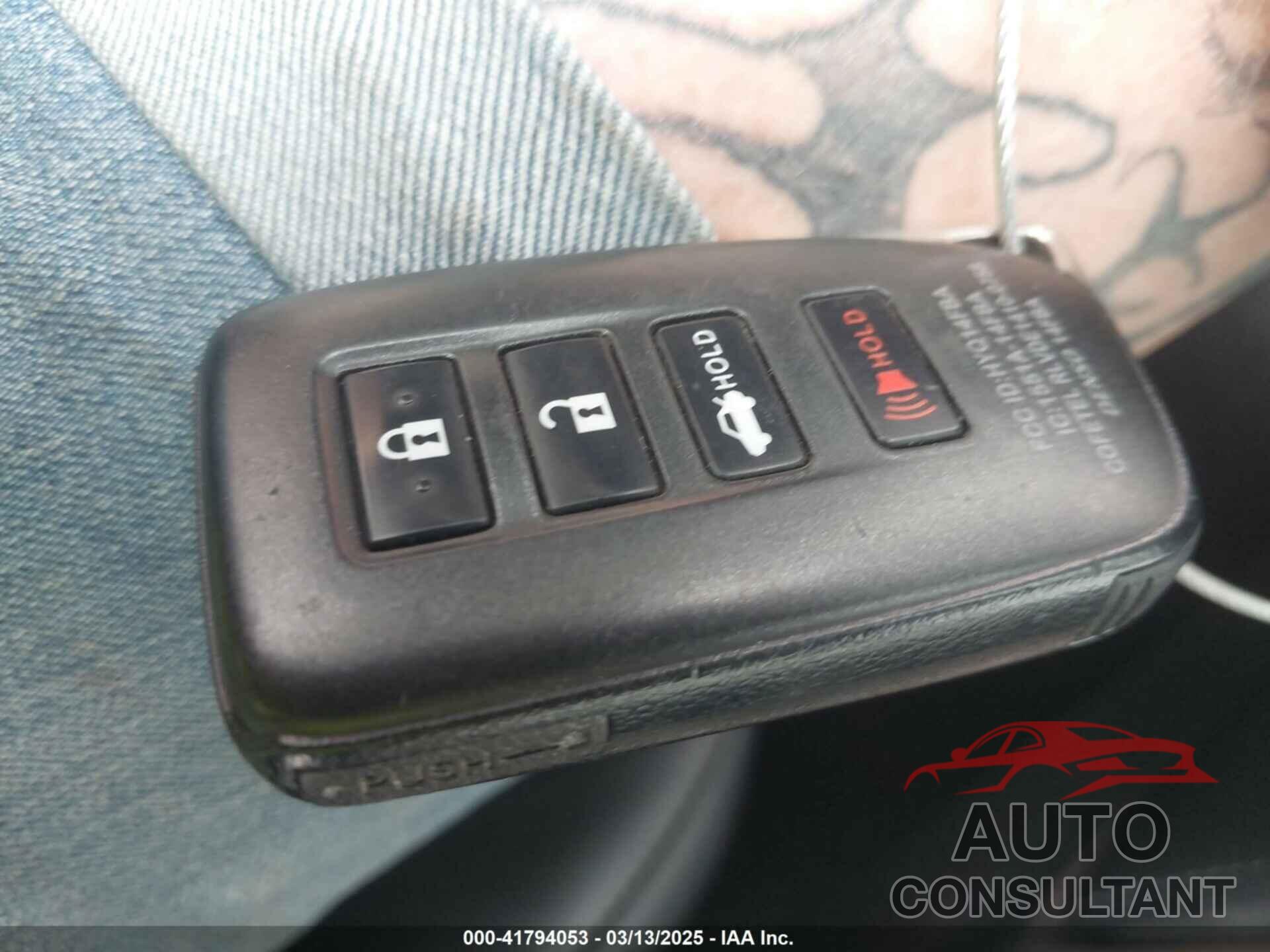 LEXUS IS 2019 - JTHBA1D28K5095306