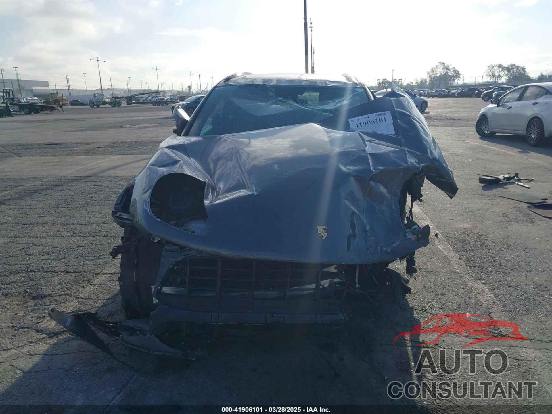PORSCHE MACAN 2018 - WP1AA2A54JLB14685
