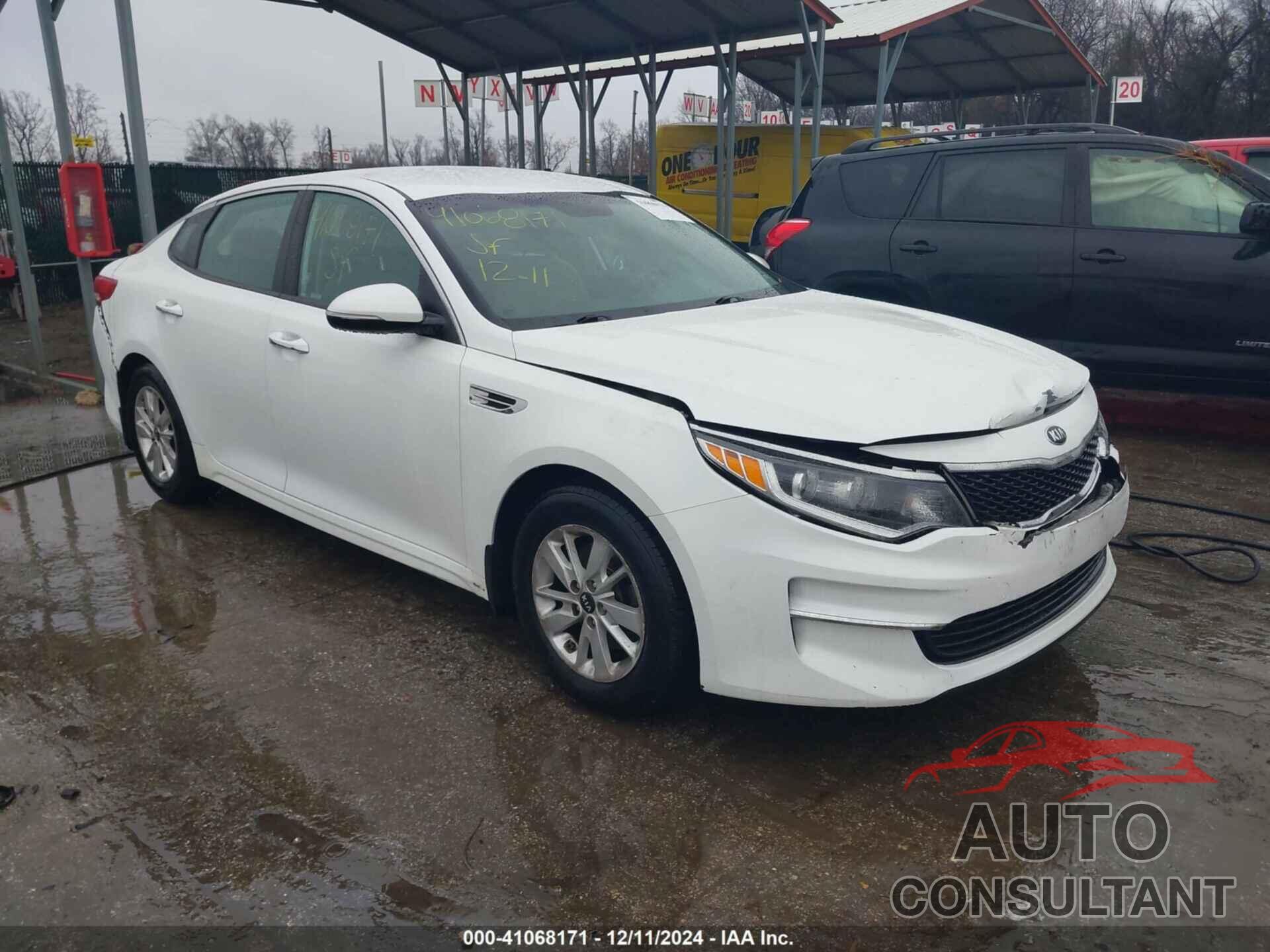 KIA OPTIMA 2017 - KNAGT4L39H5133645