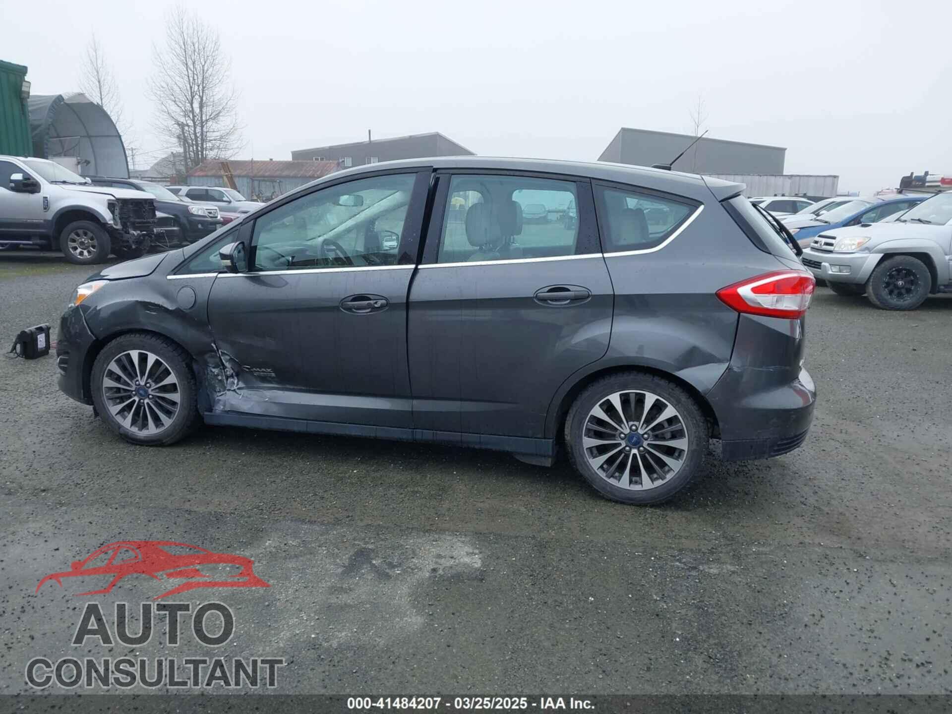FORD C-MAX ENERGI 2017 - 1FADP5FU2HL105448