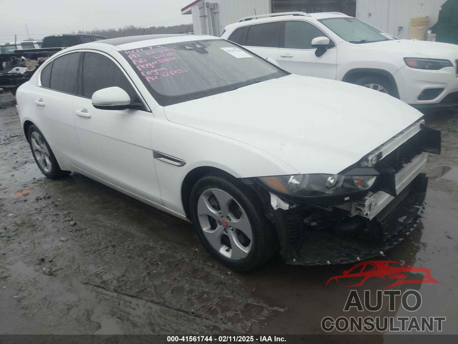JAGUAR XE 2017 - SAJAR4BG2HA974050