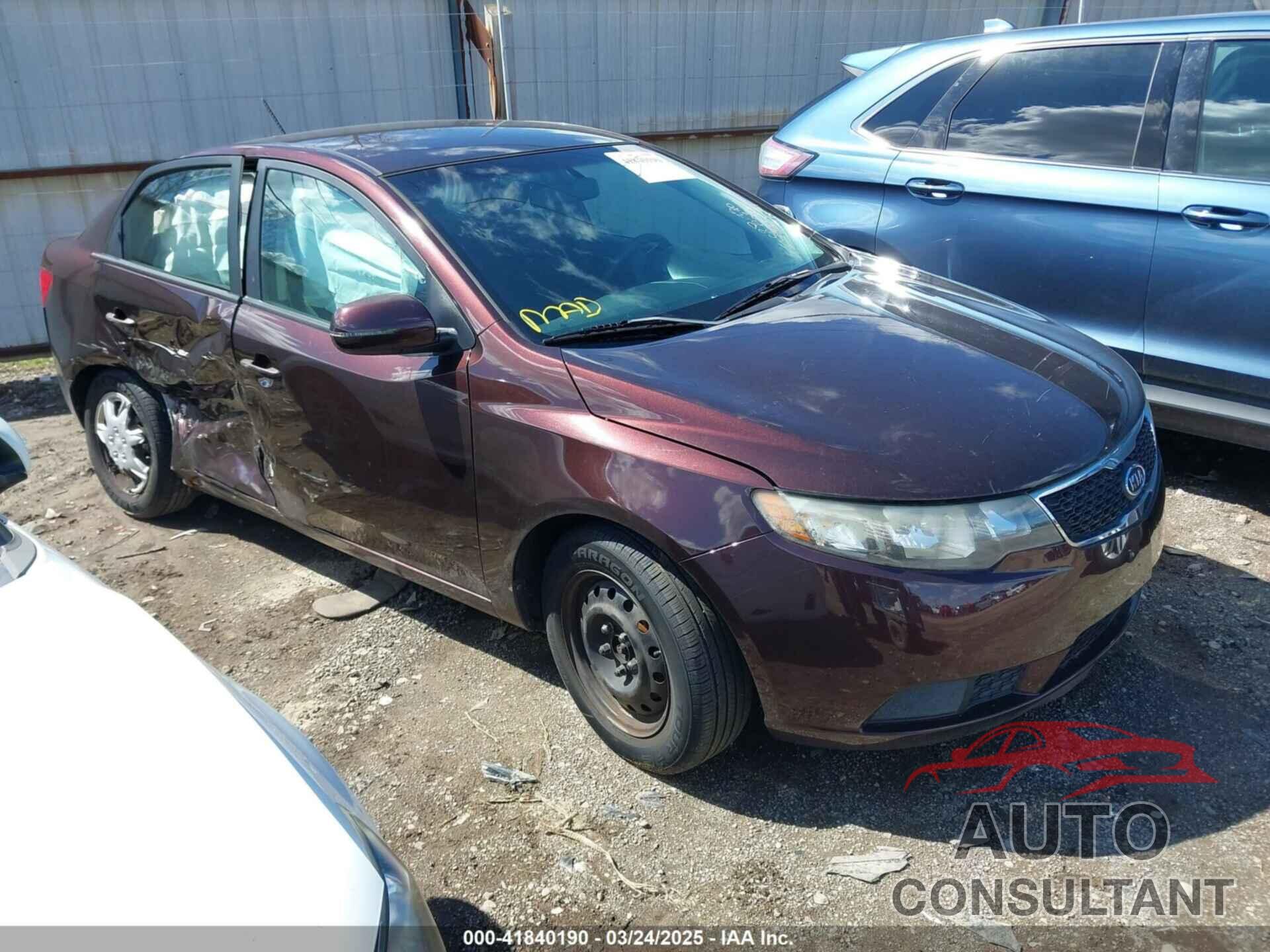 KIA FORTE 2011 - KNAFU4A25B5330290