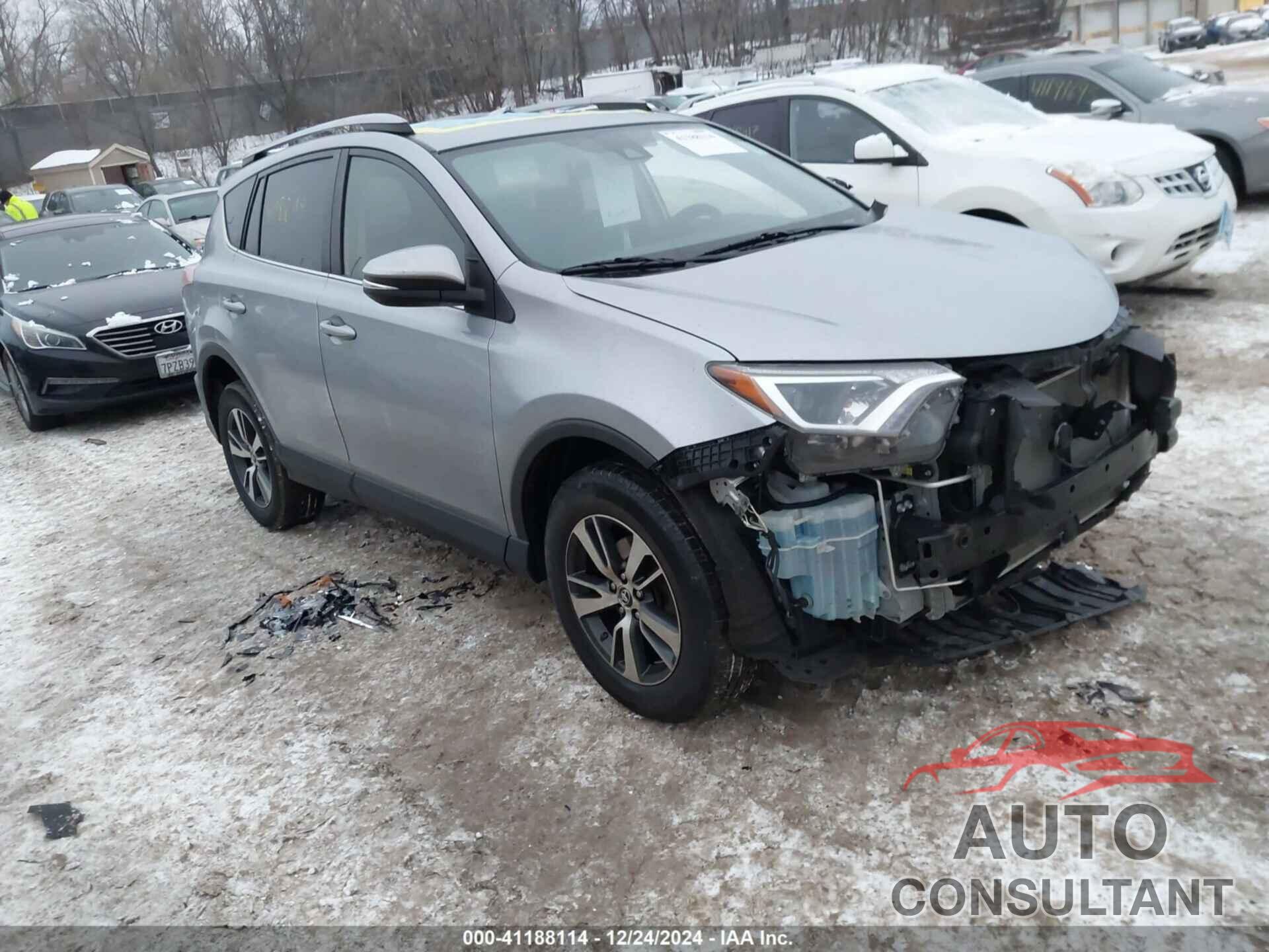 TOYOTA RAV4 2018 - JTMRFREV6JD226925