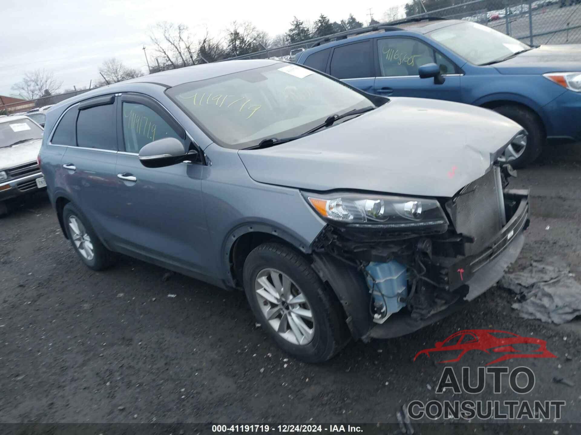 KIA SORENTO 2019 - 5XYPG4A37KG611070