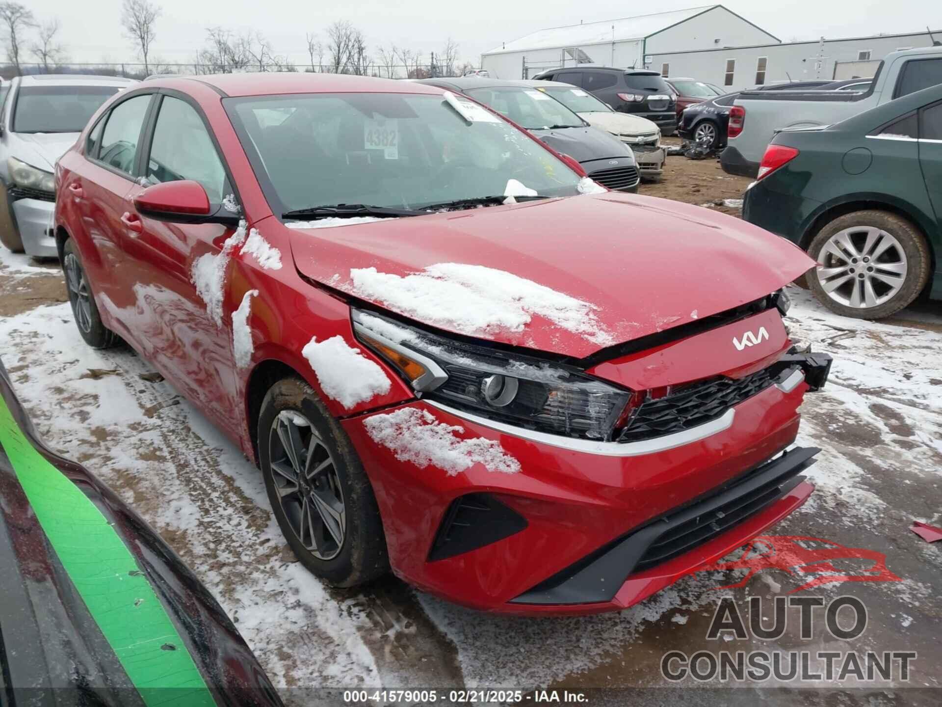 KIA FORTE 2023 - 3KPF24AD7PE666433