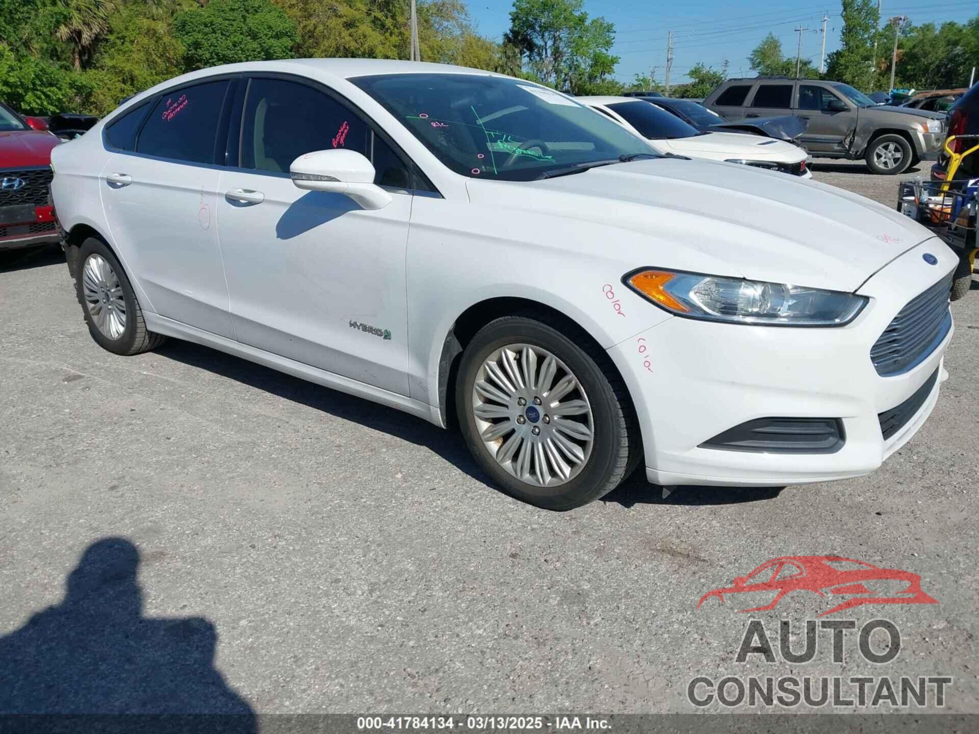 FORD FUSION HYBRID 2016 - 3FA6P0LU1GR388151