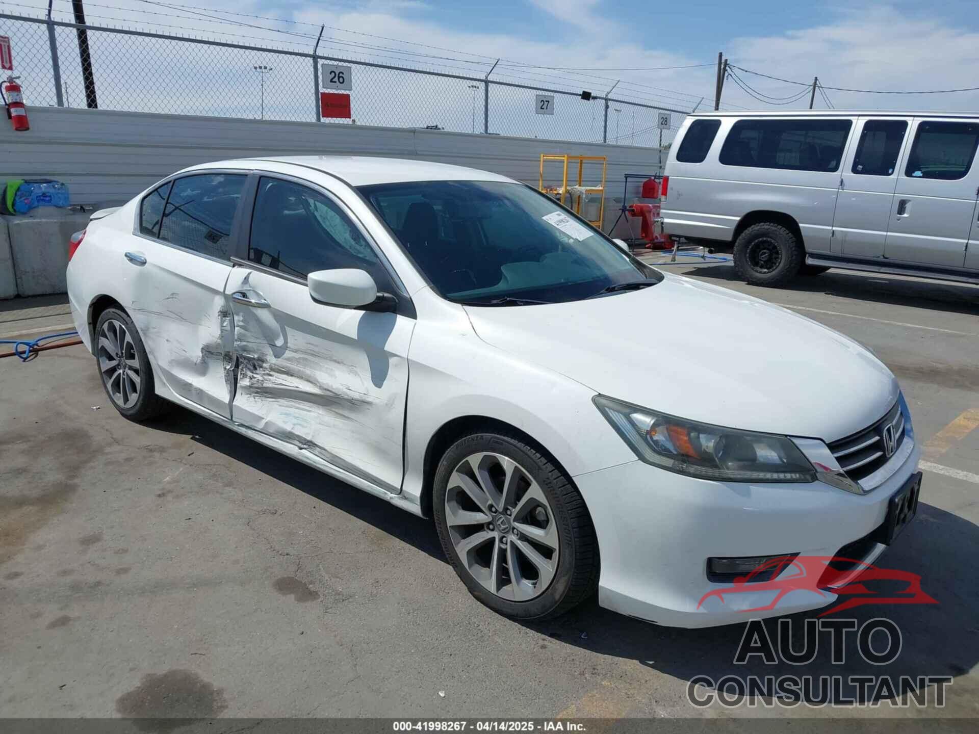 HONDA ACCORD 2014 - 1HGCR2F52EA204769