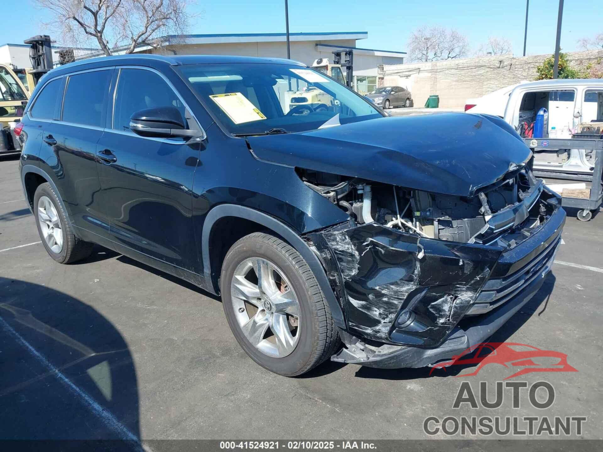 TOYOTA HIGHLANDER 2019 - 5TDYZRFH0KS305699