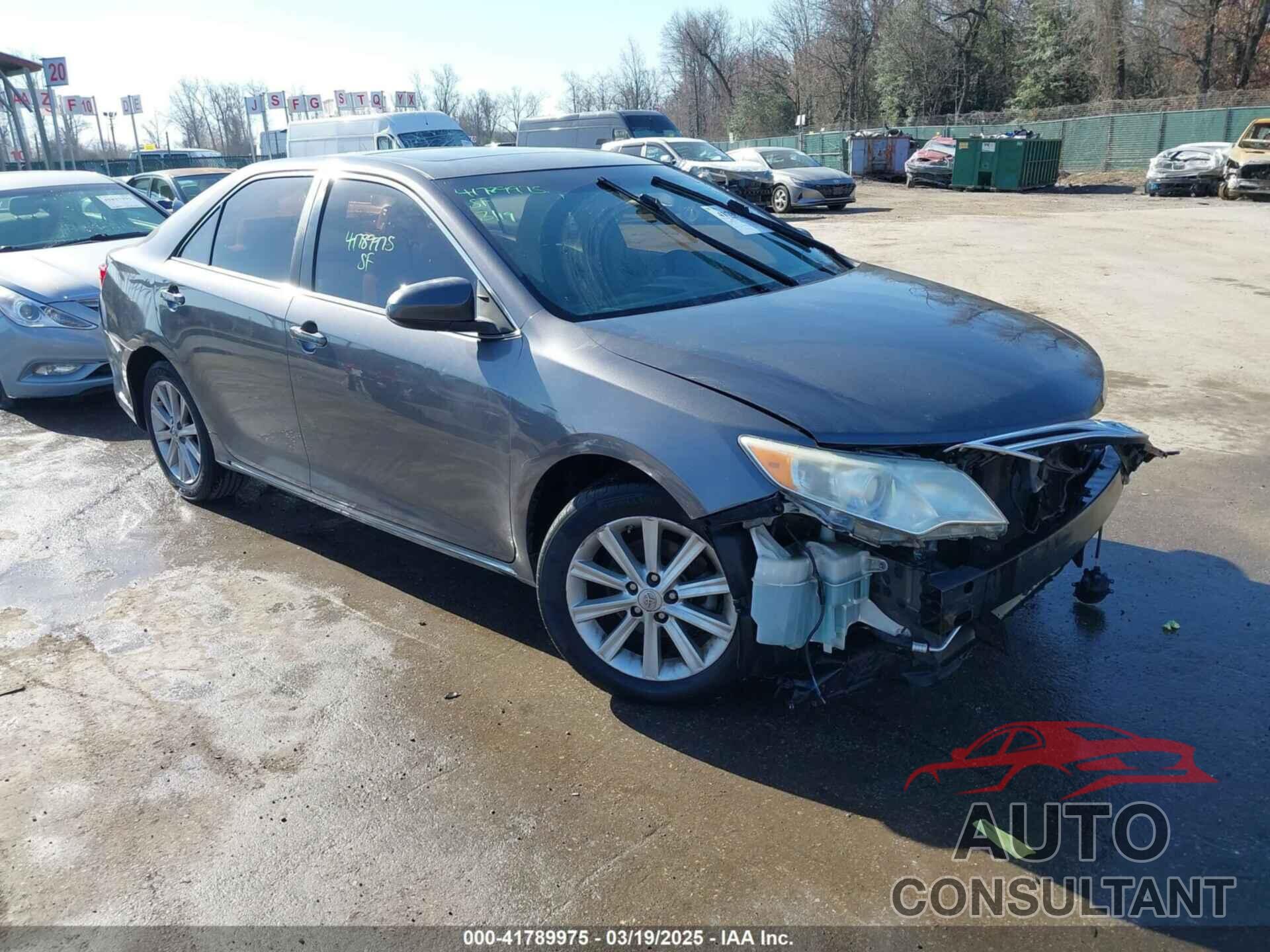 TOYOTA CAMRY 2013 - 4T4BF1FK4DR305040