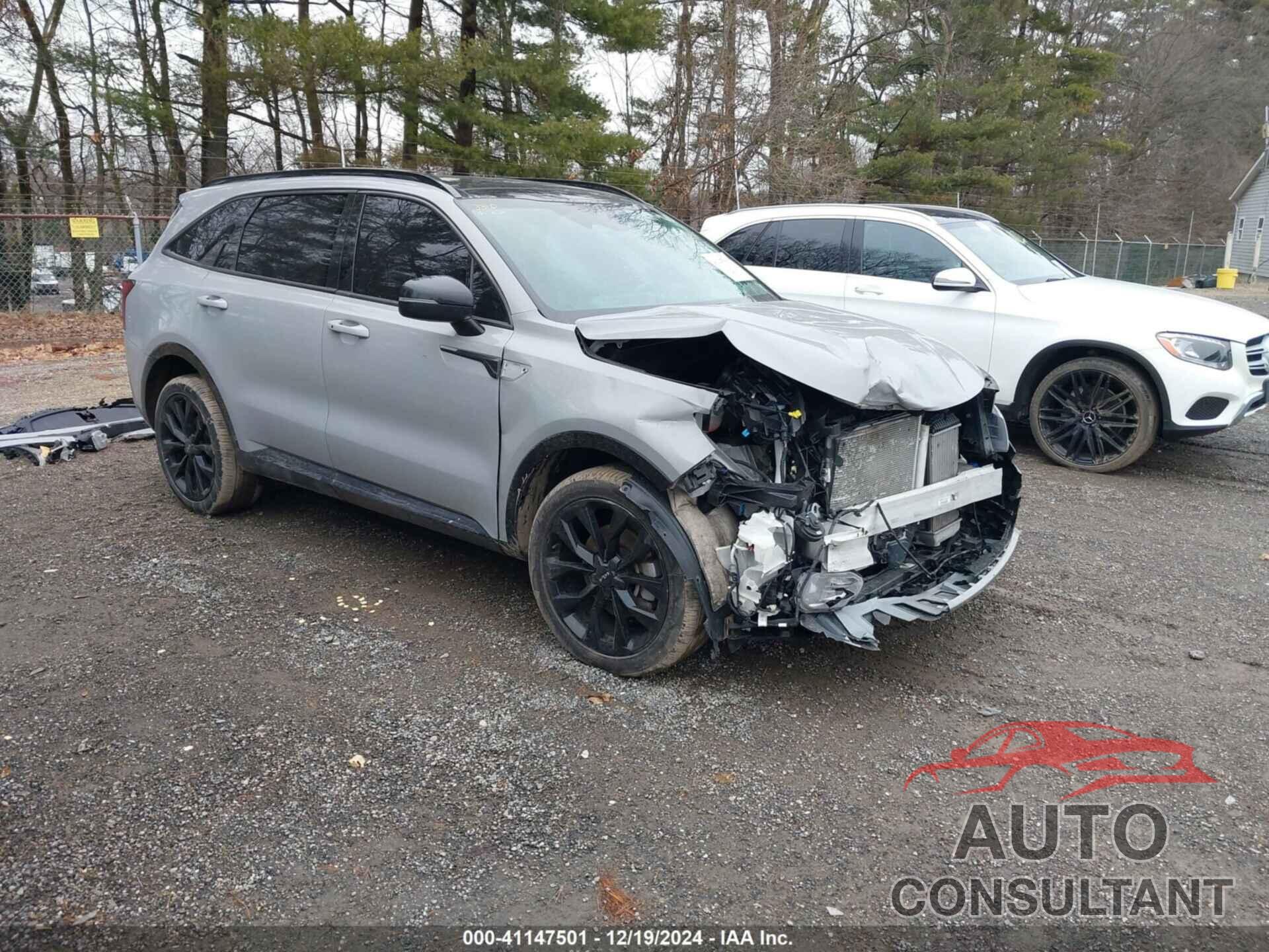 KIA SORENTO 2022 - 5XYRK4LF7NG120176