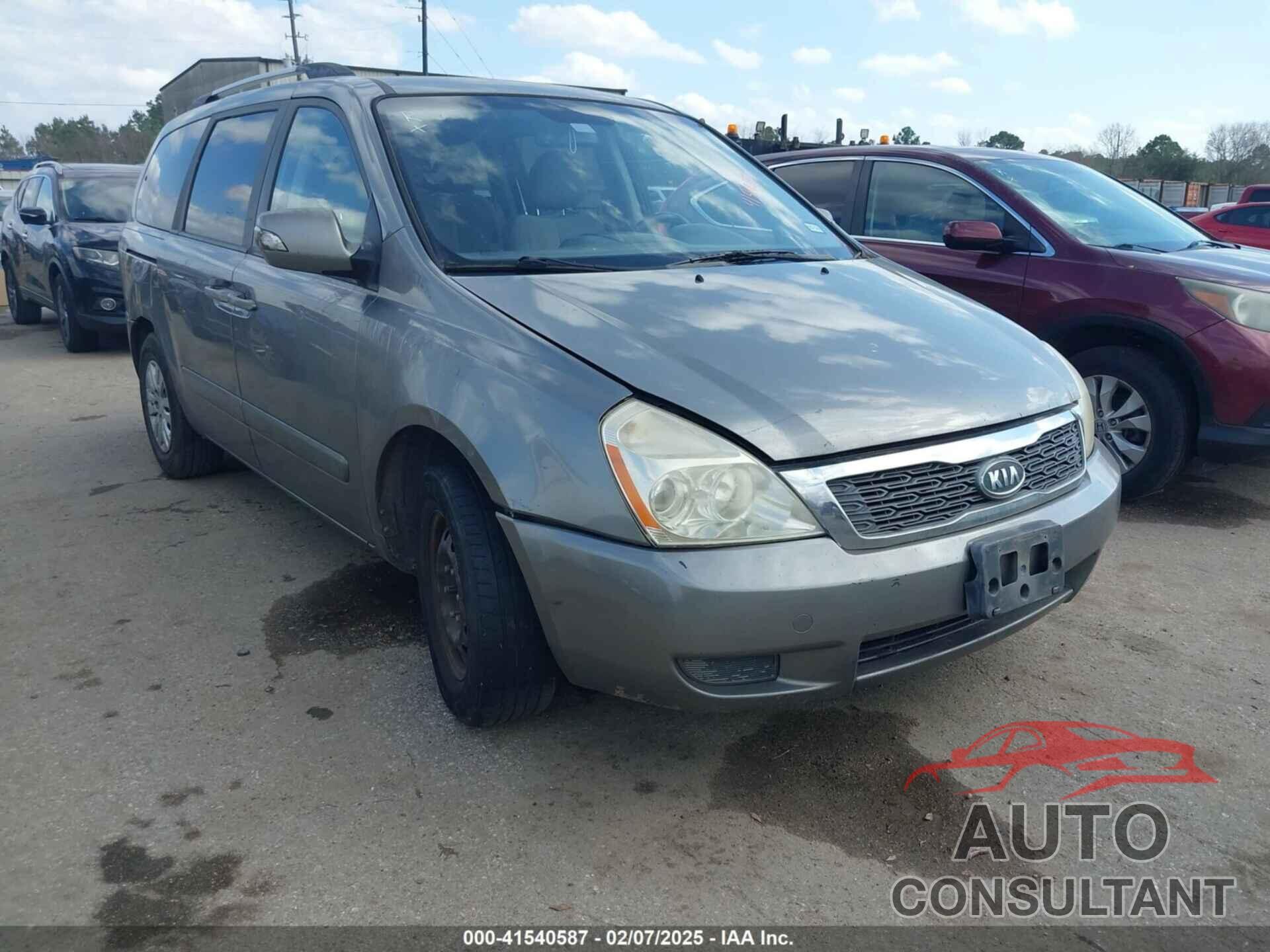 KIA SEDONA 2011 - KNDMG4C71B6366045