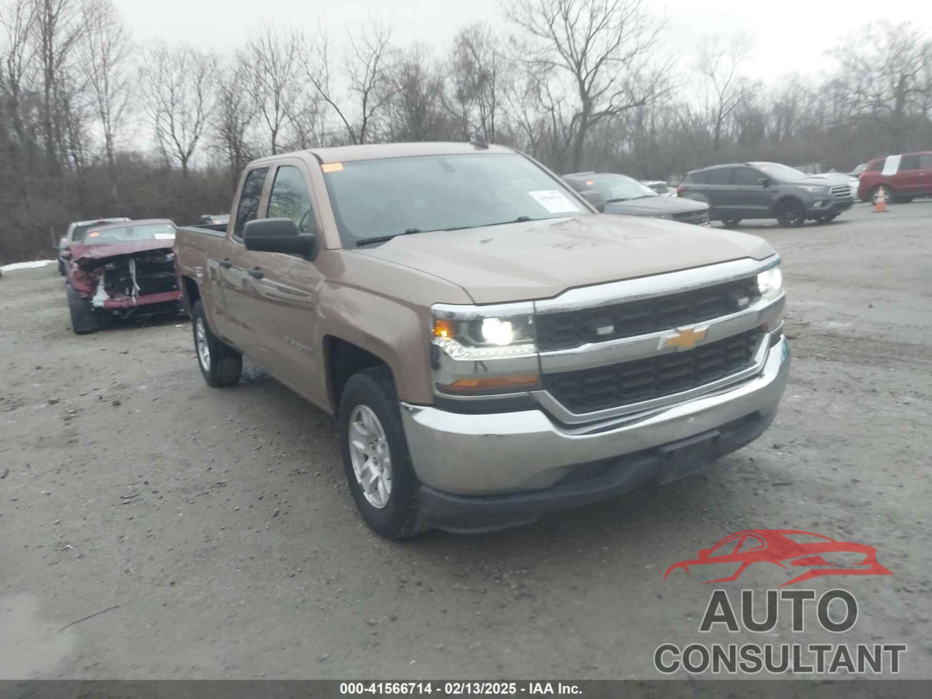 CHEVROLET SILVERADO 1500 2017 - 1GCRCREH9HZ225977