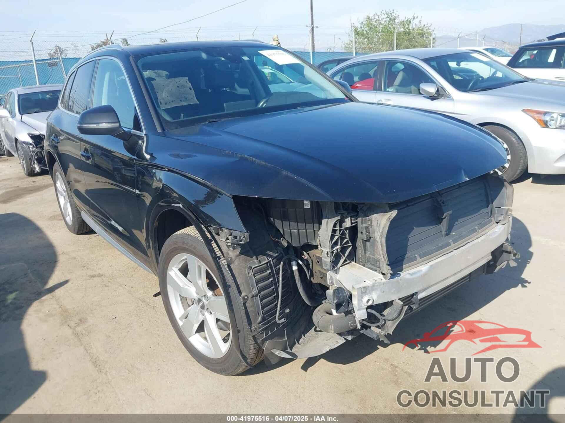 AUDI Q5 2018 - WA1BNAFY9J2055866