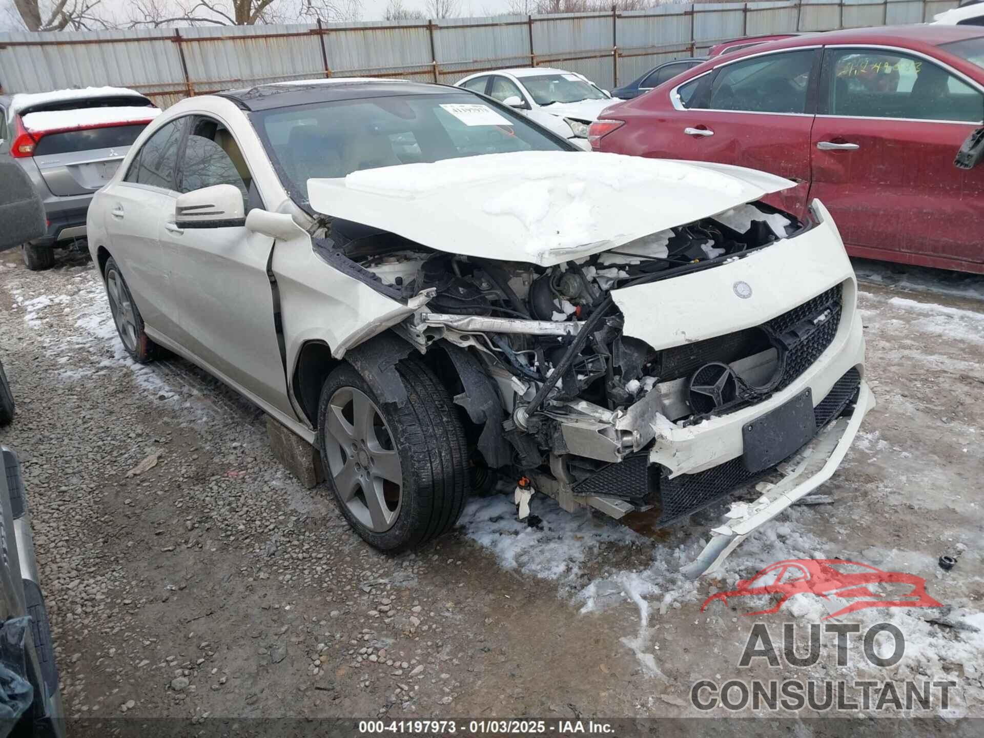 MERCEDES-BENZ CLA 250 2016 - WDDSJ4EB3GN370482