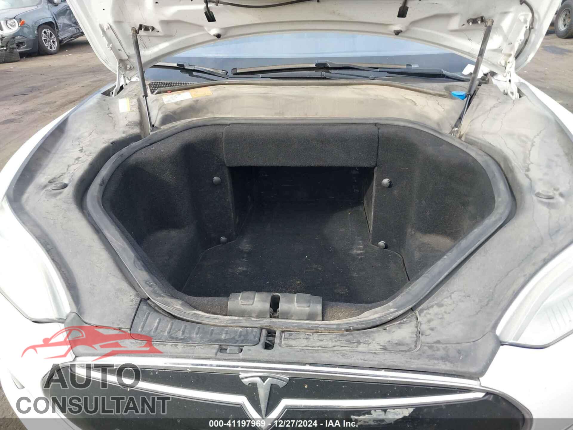 TESLA MODEL S 2013 - 5YJSA1CP5DFP24939