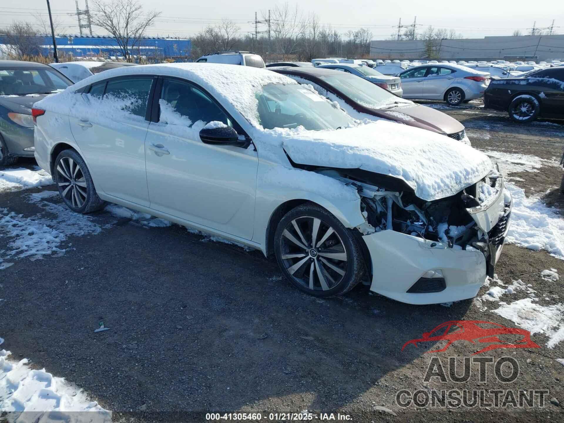 NISSAN ALTIMA 2019 - 1N4BL4CW0KC182555