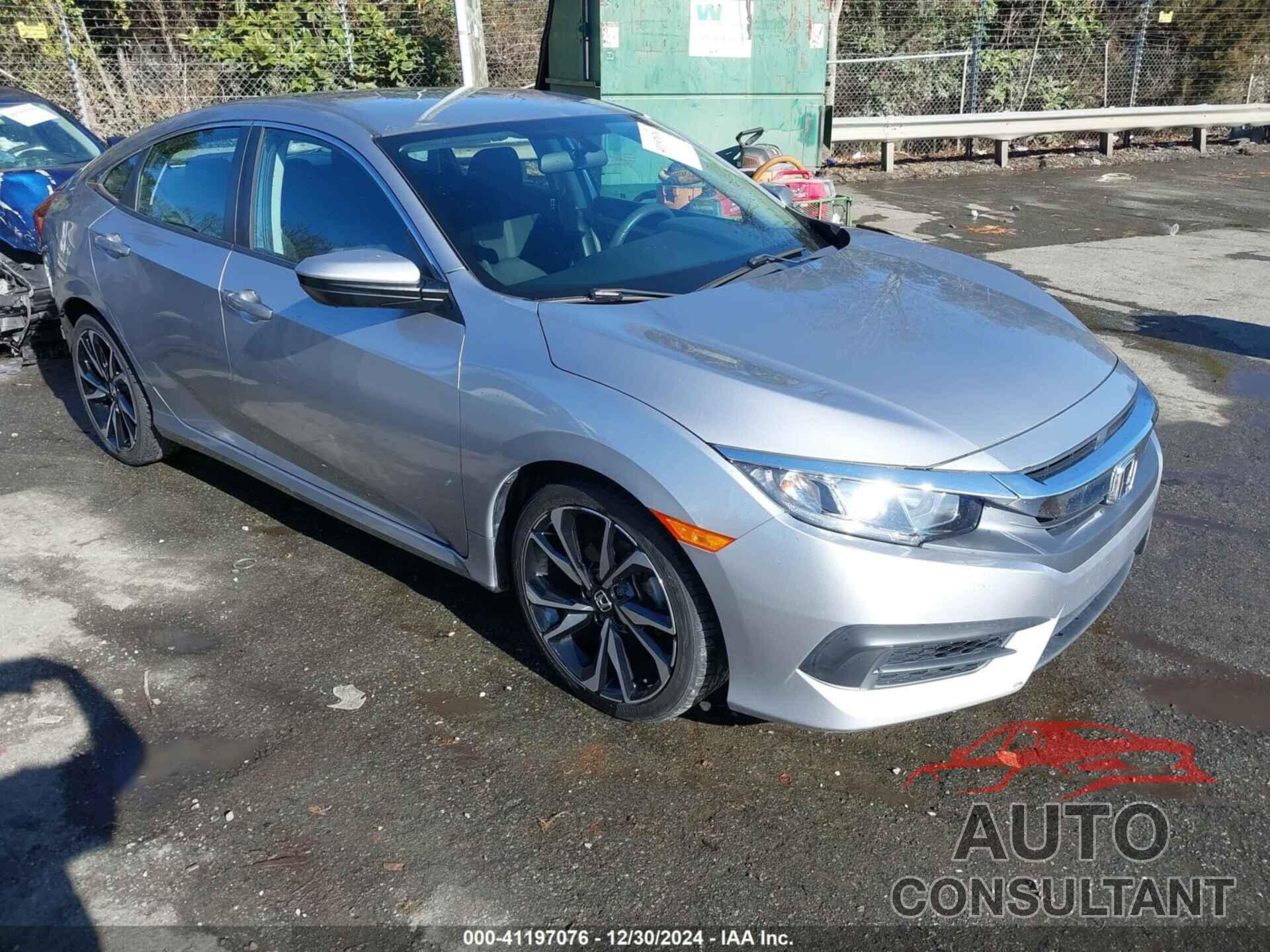 HONDA CIVIC 2018 - 2HGFC2F58JH516279