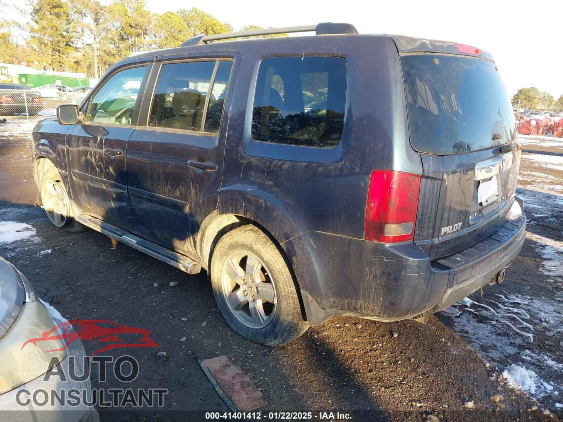 HONDA PILOT 2011 - 5FNYF4H64BB020144