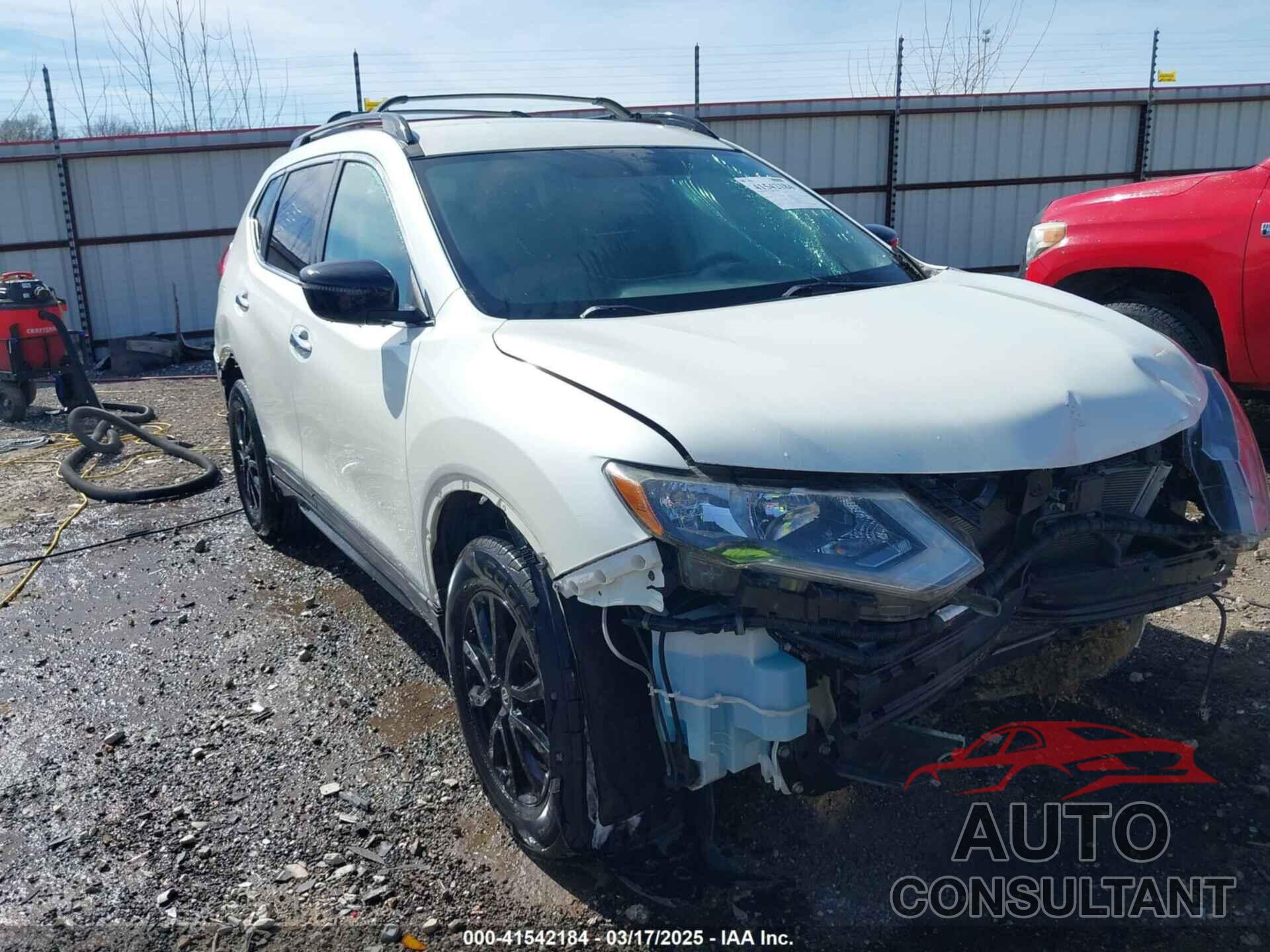 NISSAN ROGUE 2017 - 5N1AT2MV7HC895182