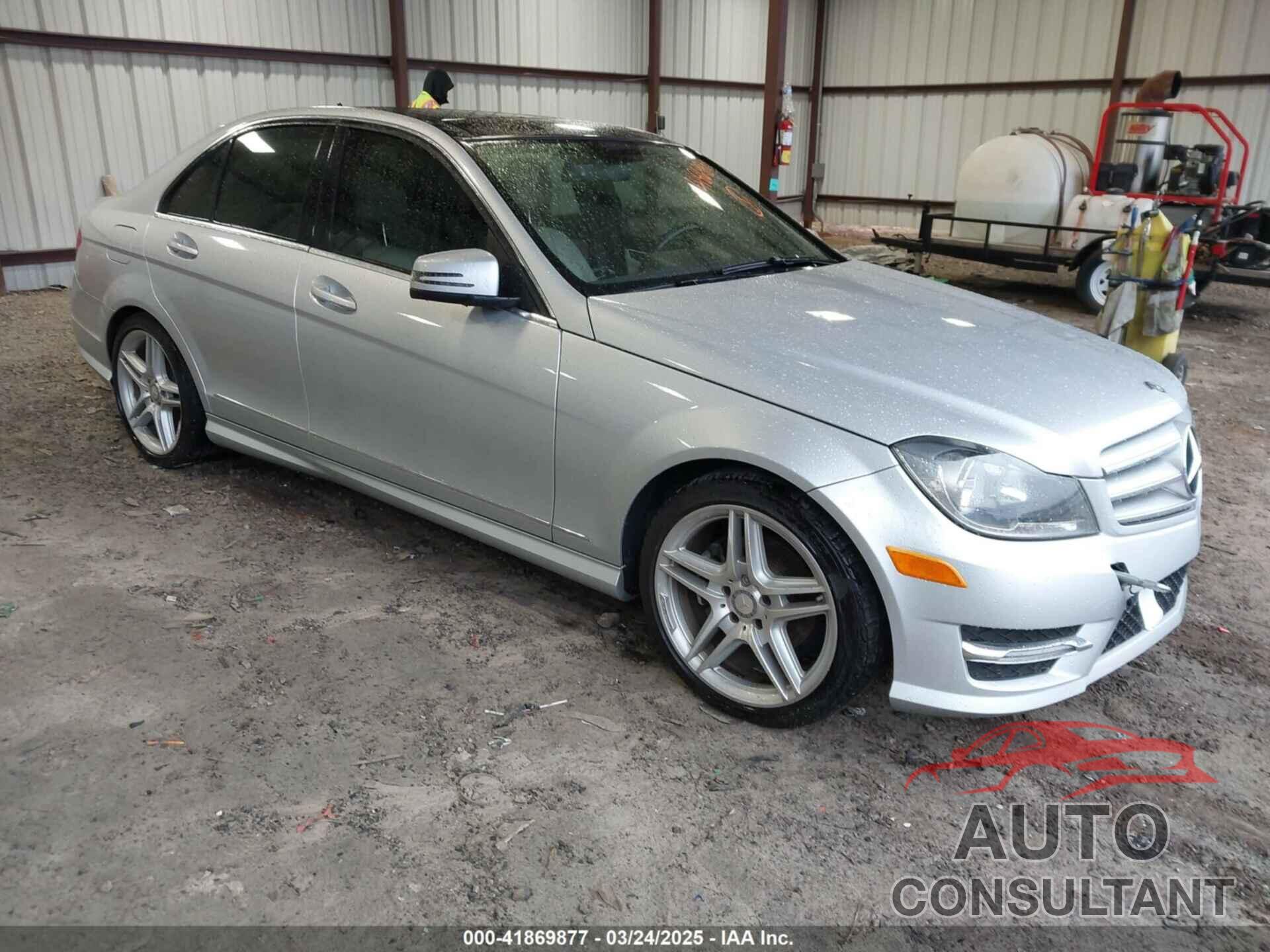 MERCEDES-BENZ C 250 2013 - WDDGF4HBXDA853750