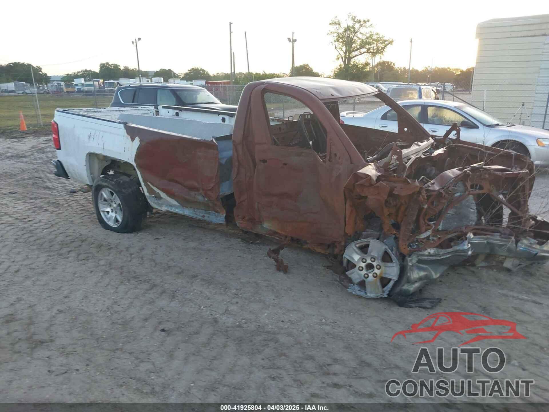CHEVROLET SILVERADO 1500 2014 - 1GCNCREH7EZ137584