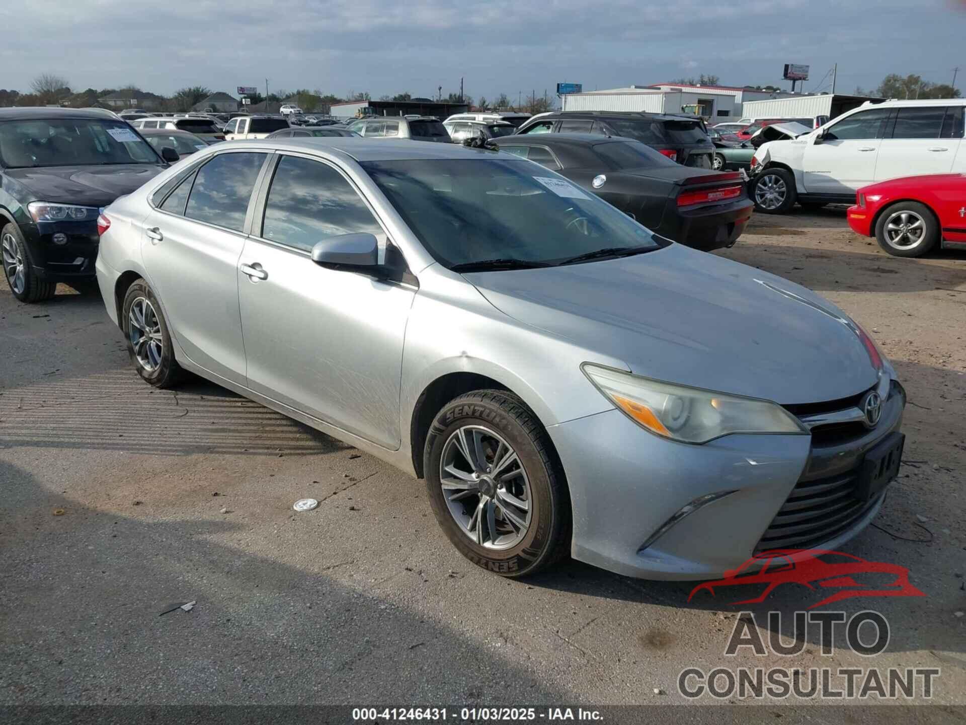 TOYOTA CAMRY 2016 - 4T4BF1FK9GR529621