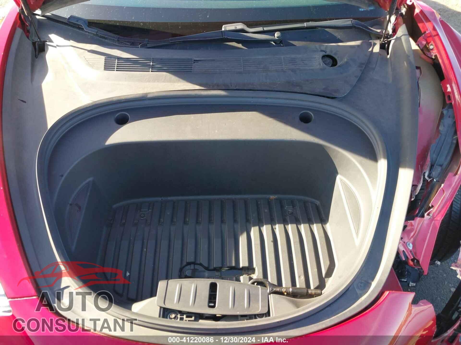 TESLA MODEL 3 2021 - 5YJ3E1EA4MF921490