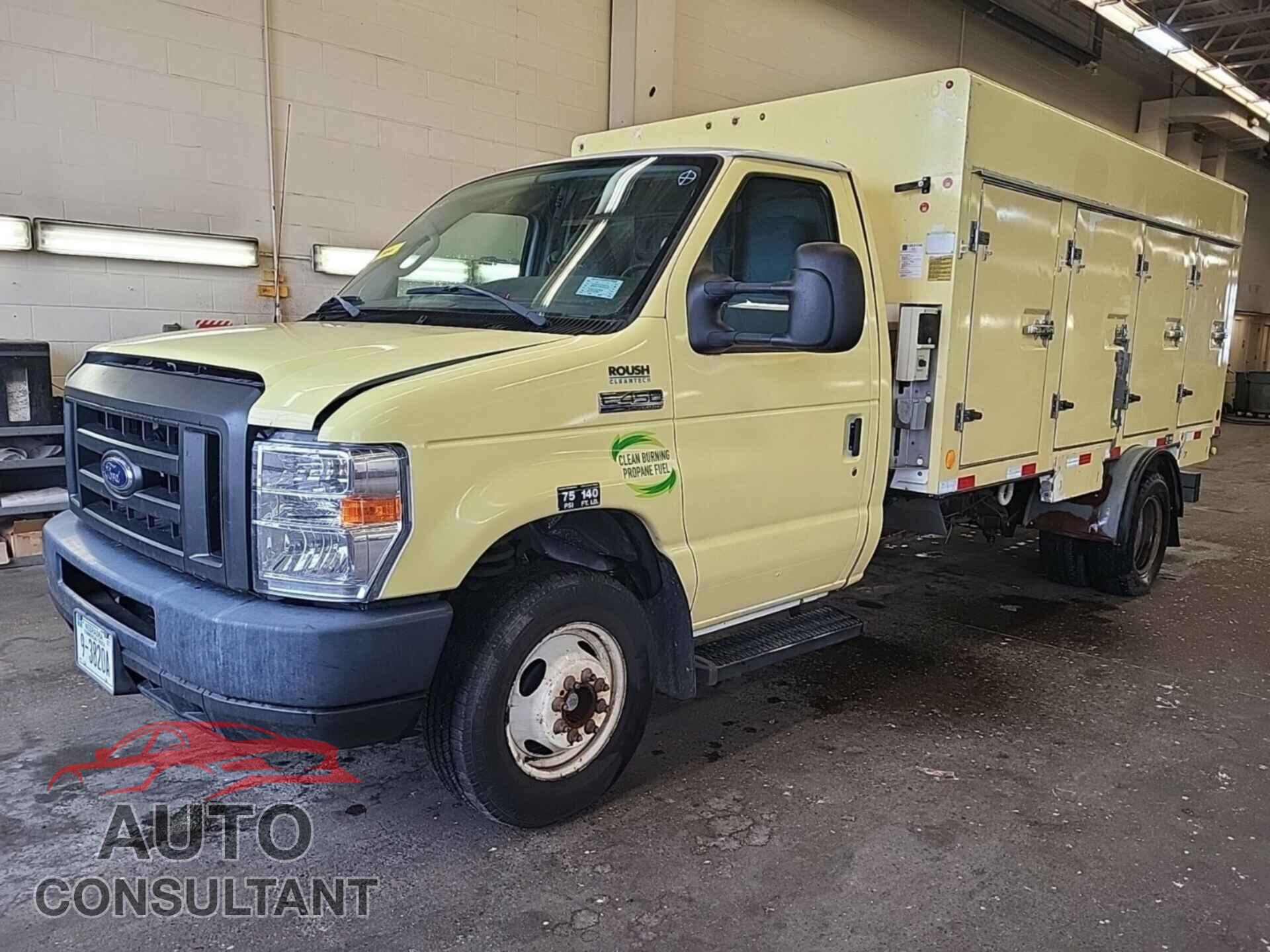 FORD ECONOLINE 2017 - 1FDXE4FS8HDC69041