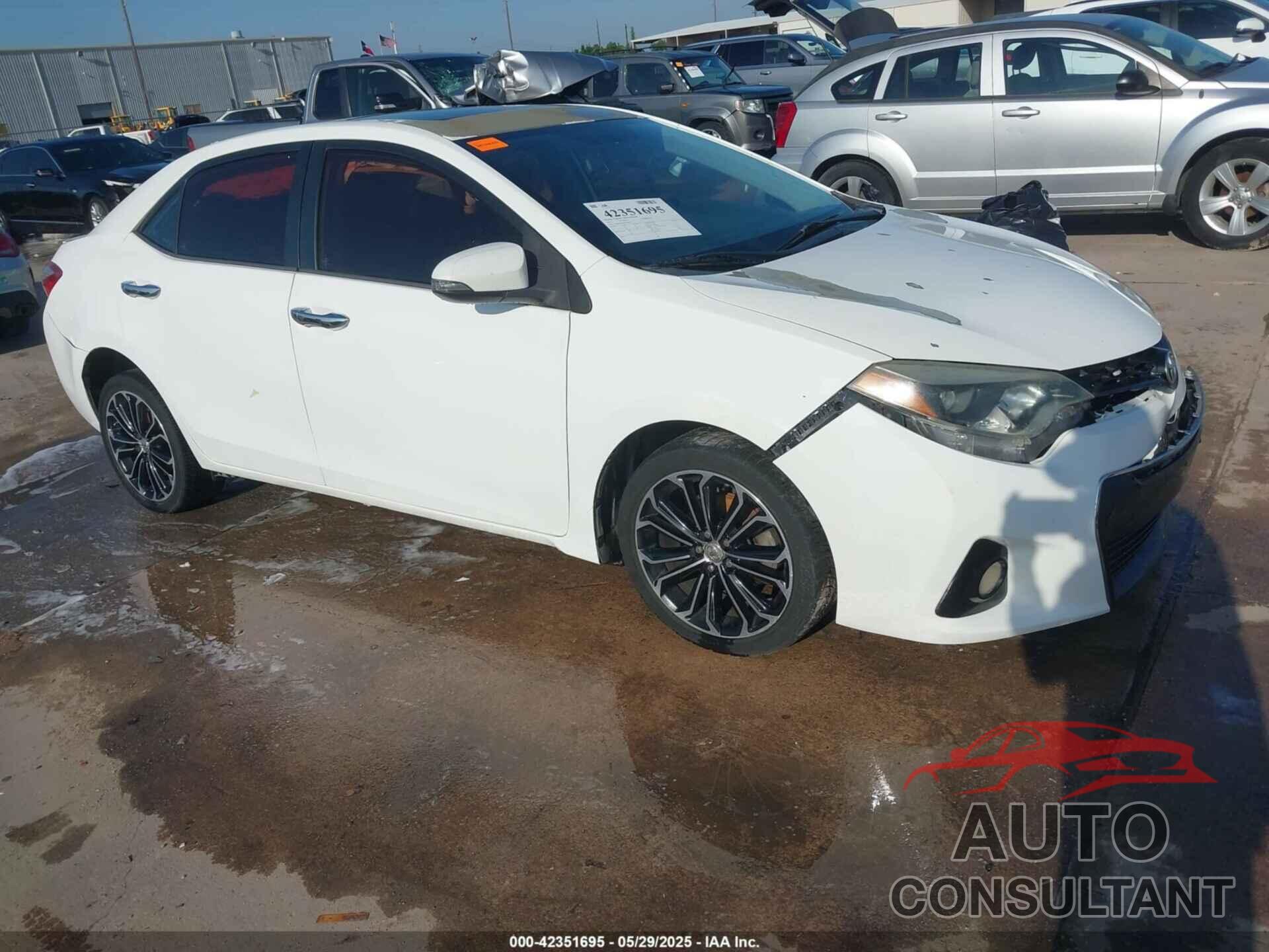 TOYOTA COROLLA 2015 - 5YFBURHE9FP300555