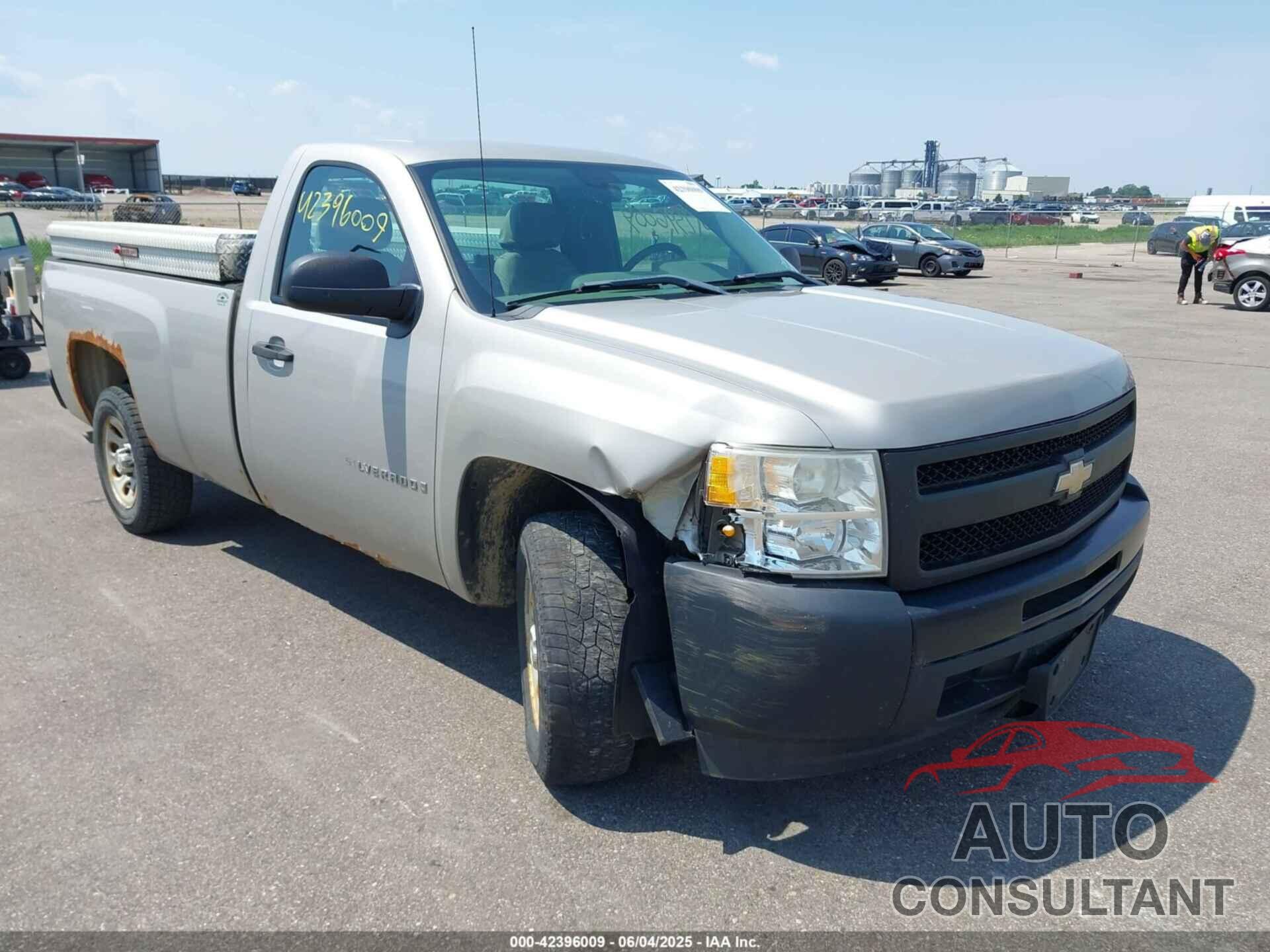 CHEVROLET SILVERADO 1500 2009 - 1GCEC14X29Z152932
