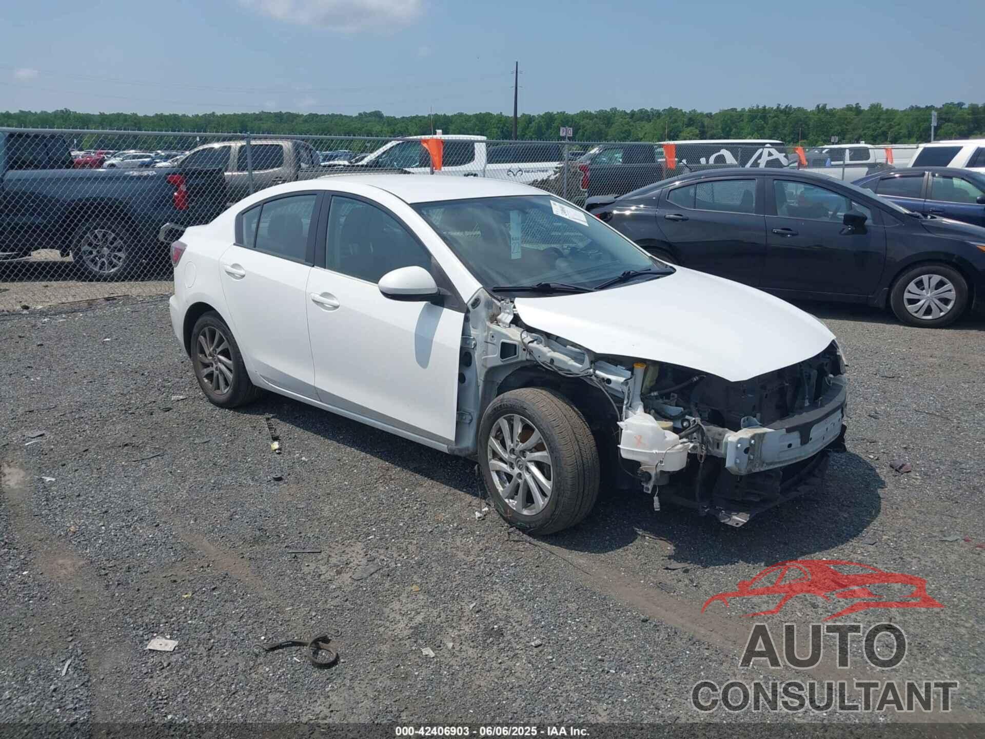 MAZDA MAZDA3 2012 - JM1BL1V89C1688065
