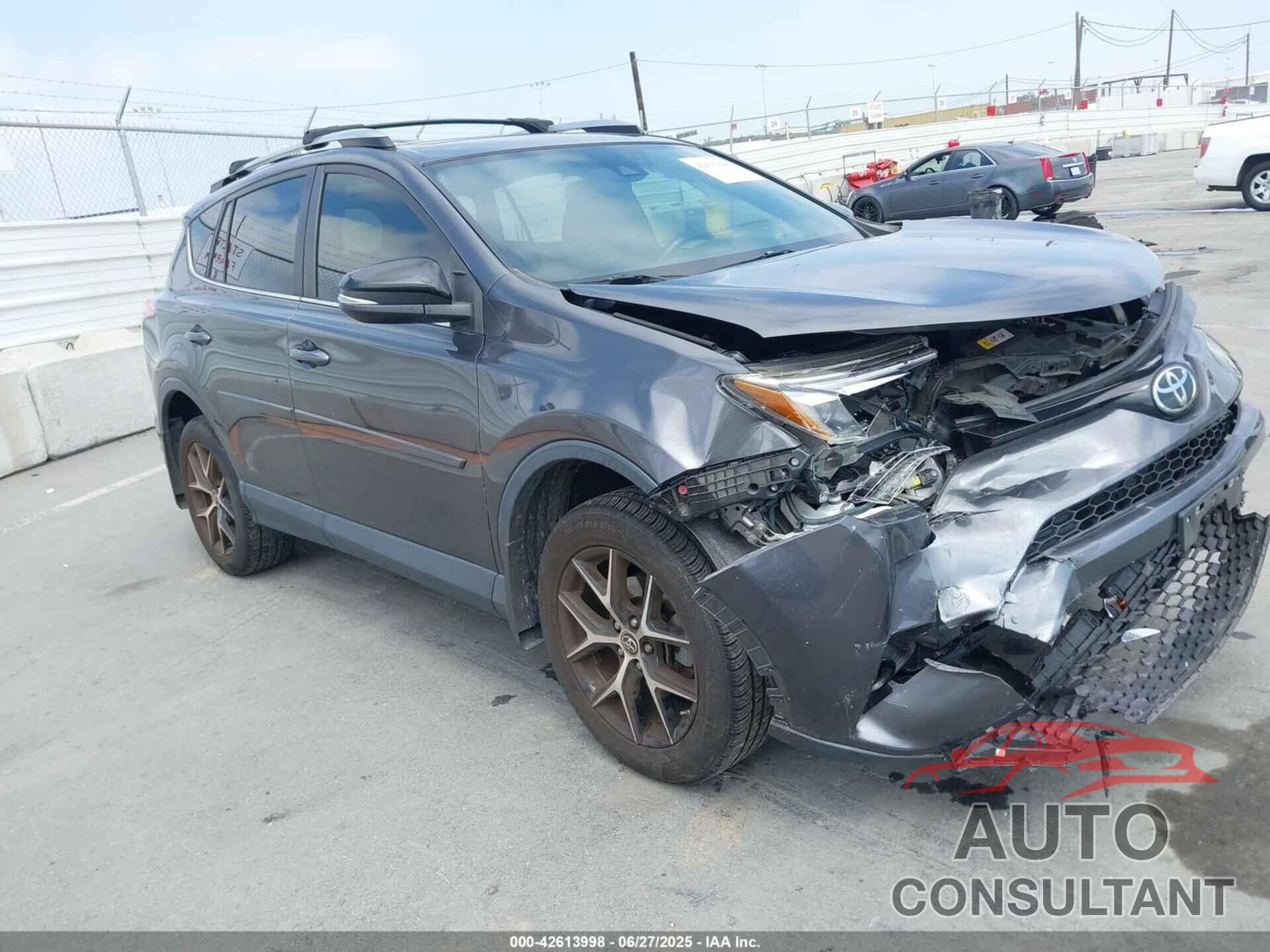 TOYOTA RAV4 2017 - JTMJFREV5HJ155712